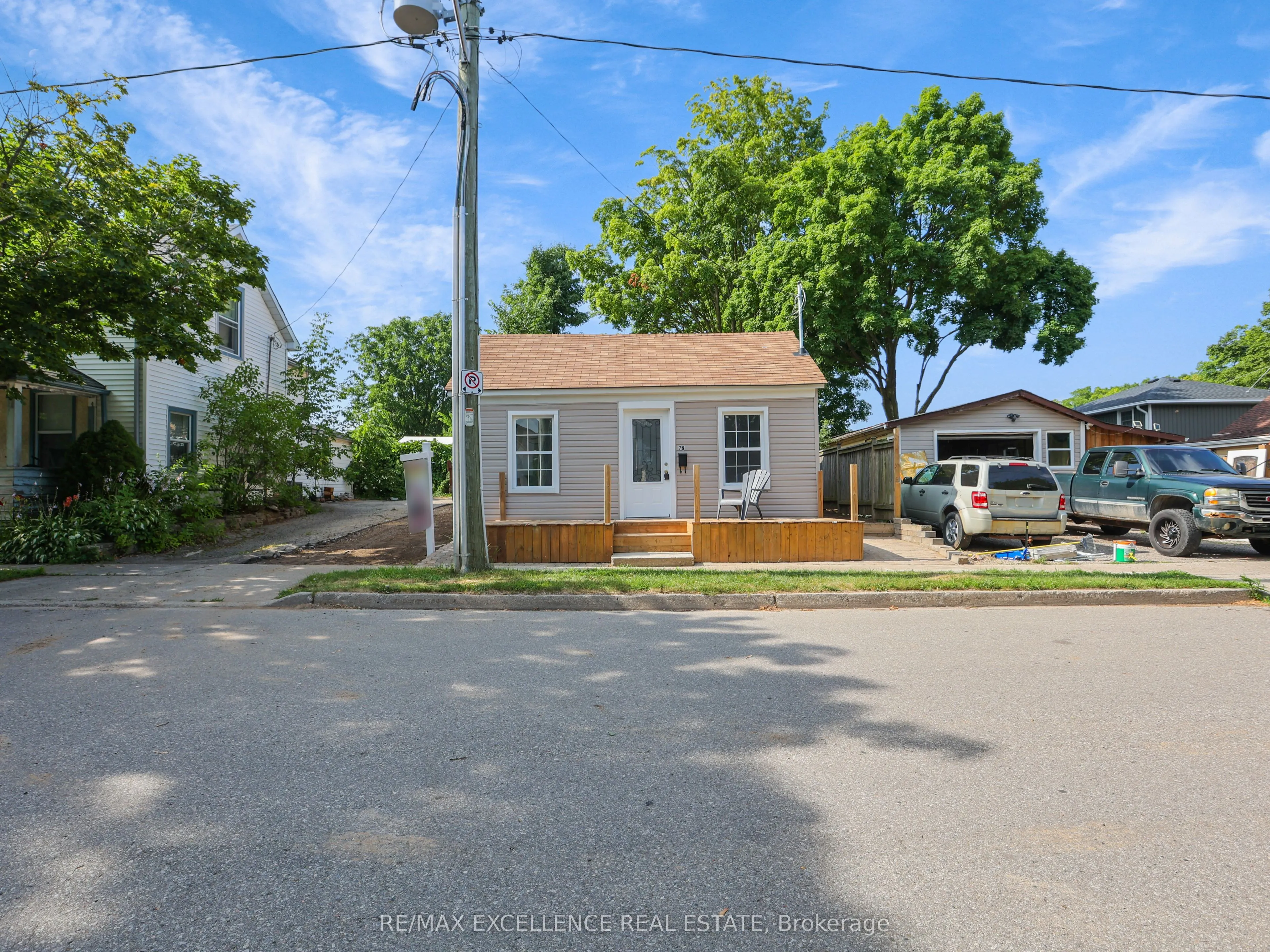 79 Sunnyhill Road