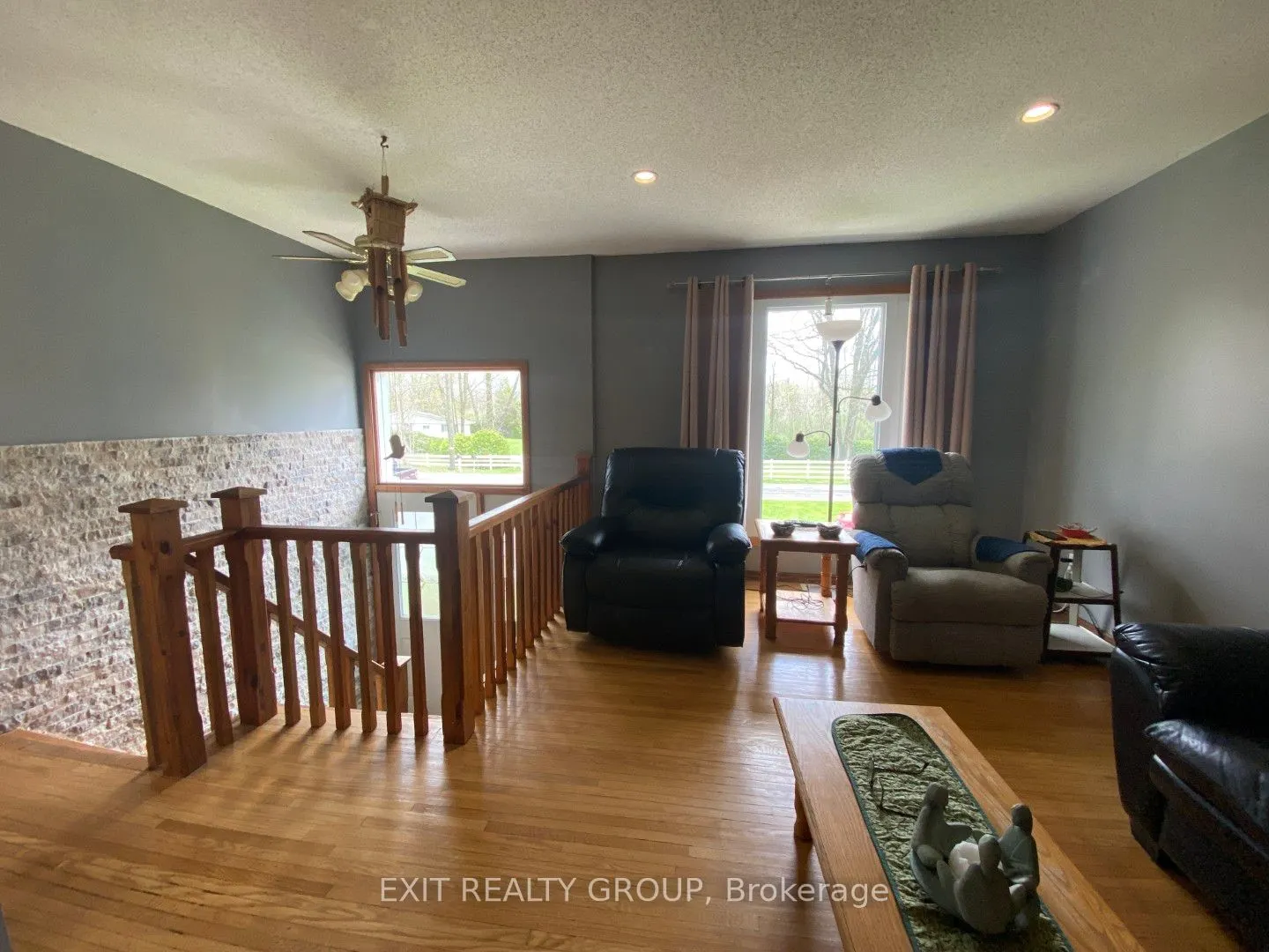 87 Bernard Long Road