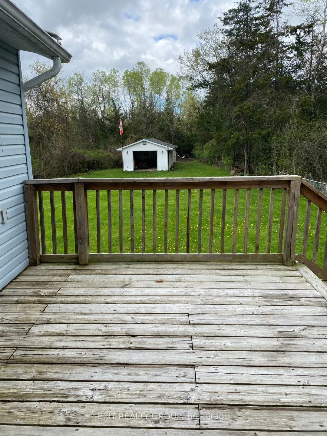 87 Bernard Long Road