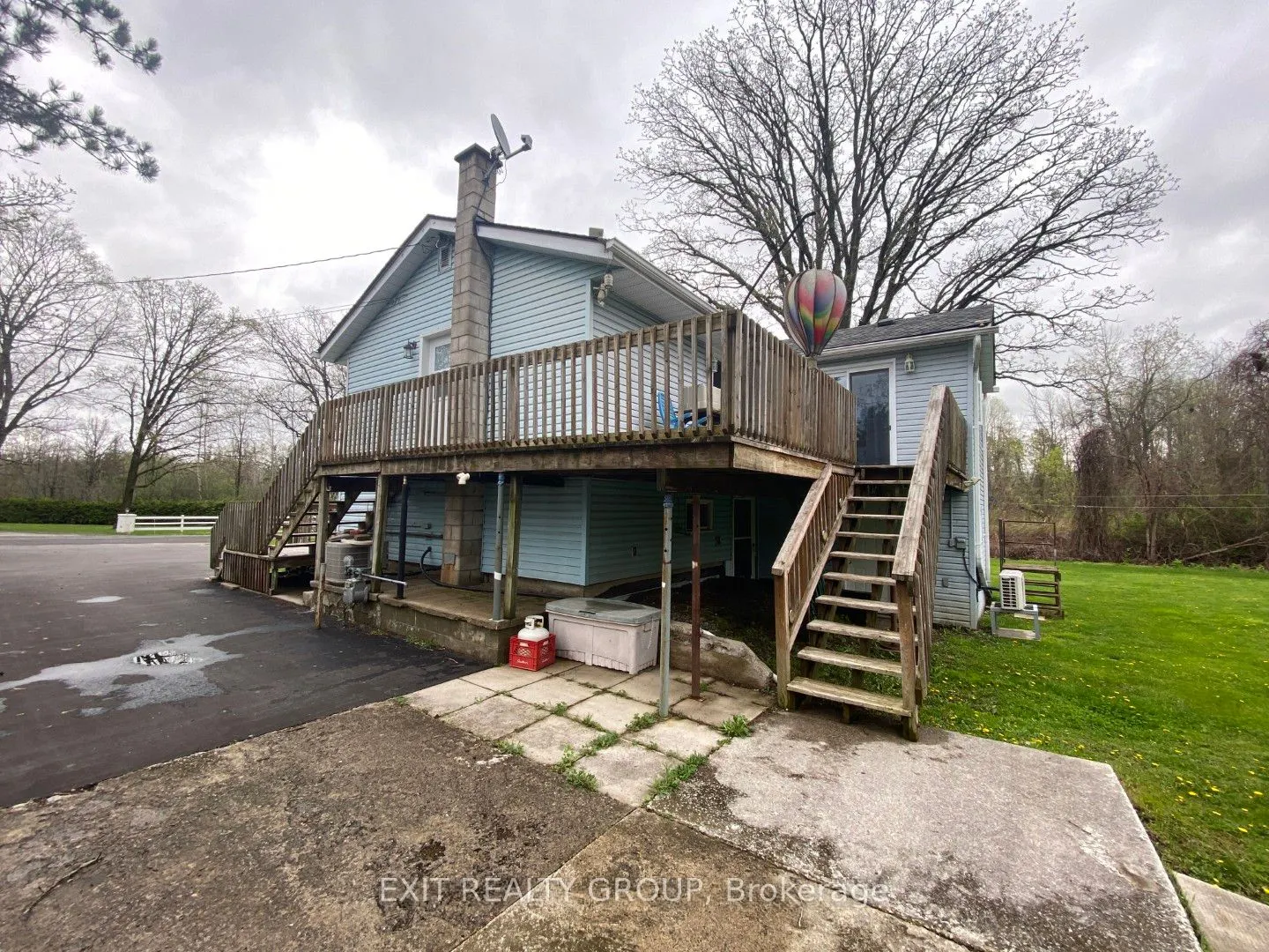 87 Bernard Long Road