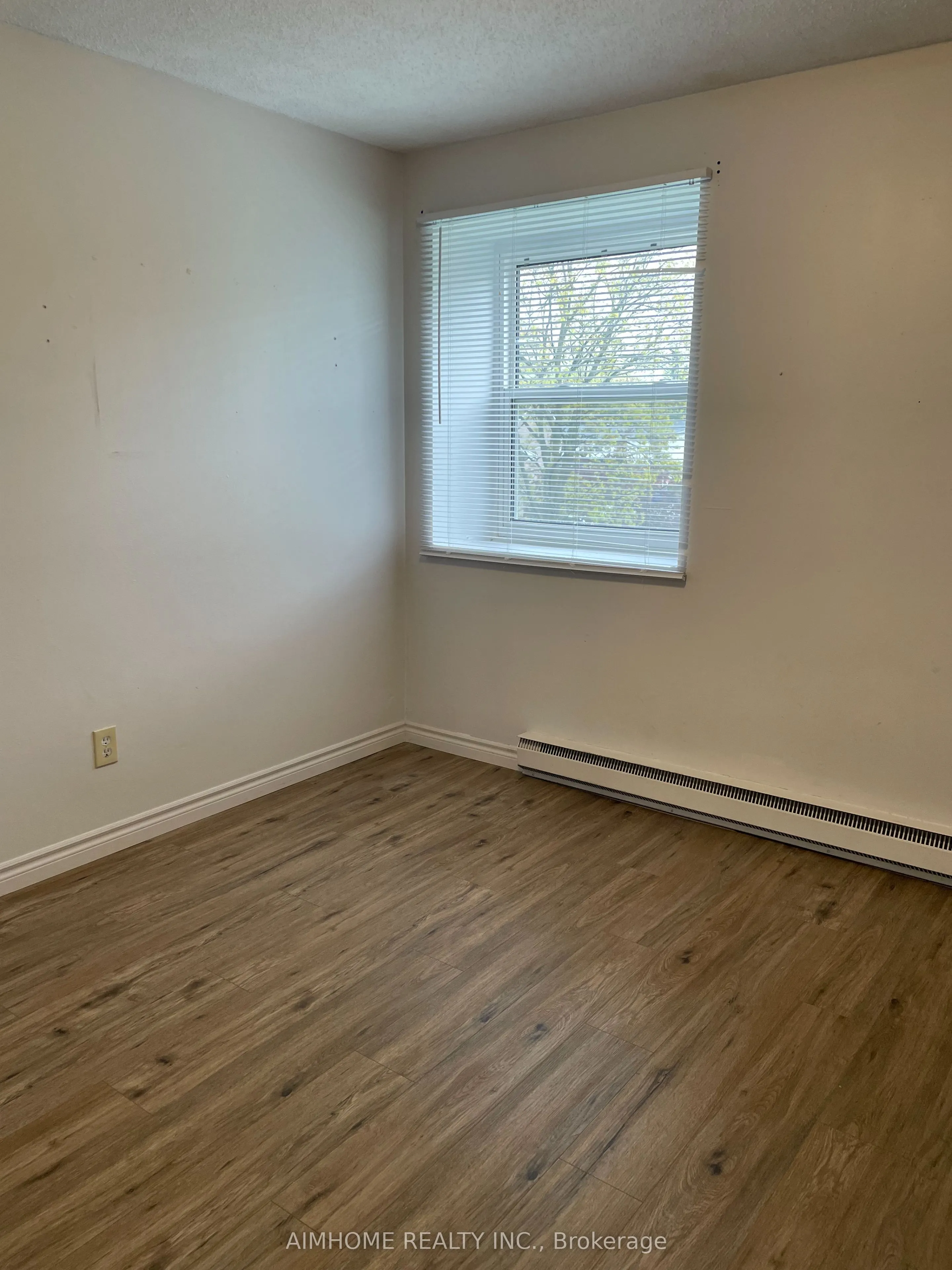 113 Westmount Road N, #1