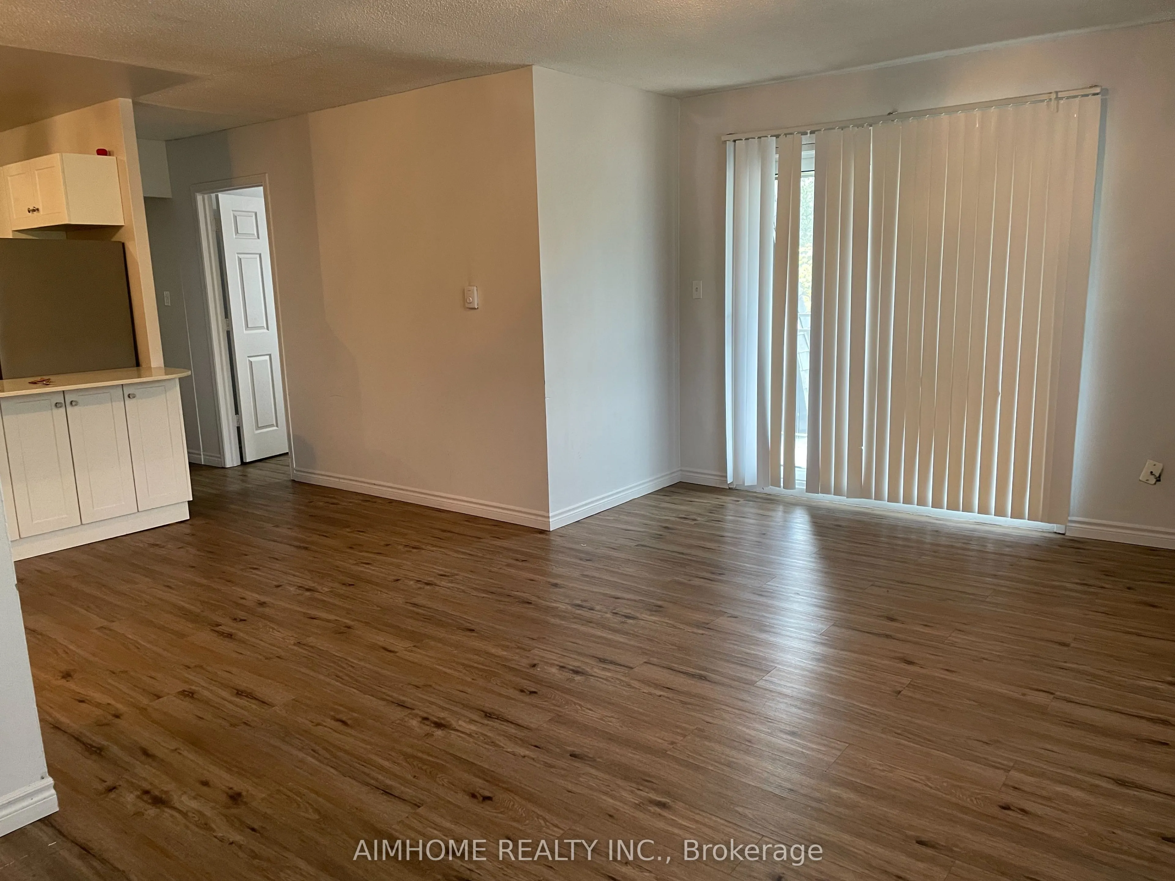 113 Westmount Road N, #1