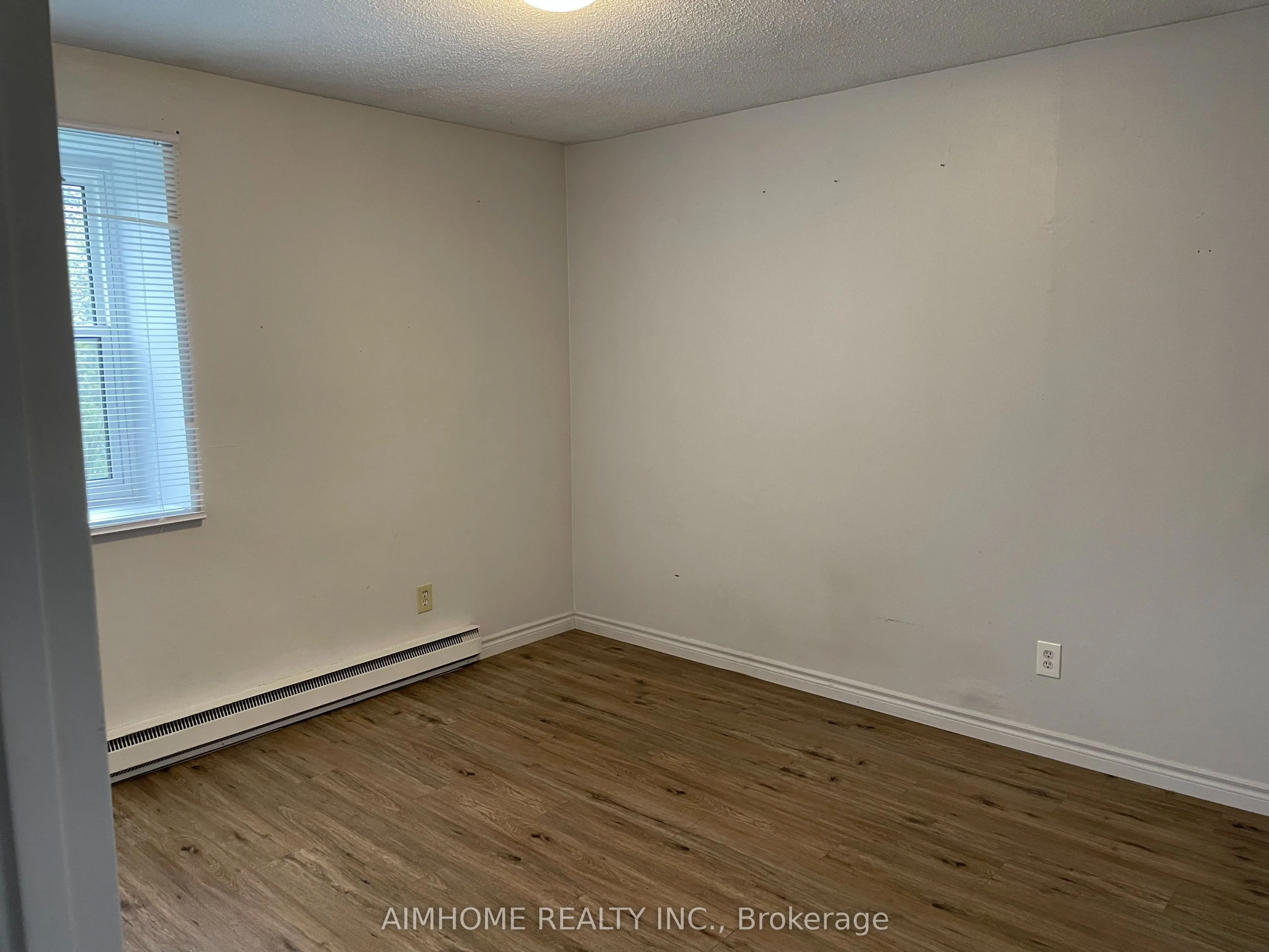 113 Westmount Road N, #1