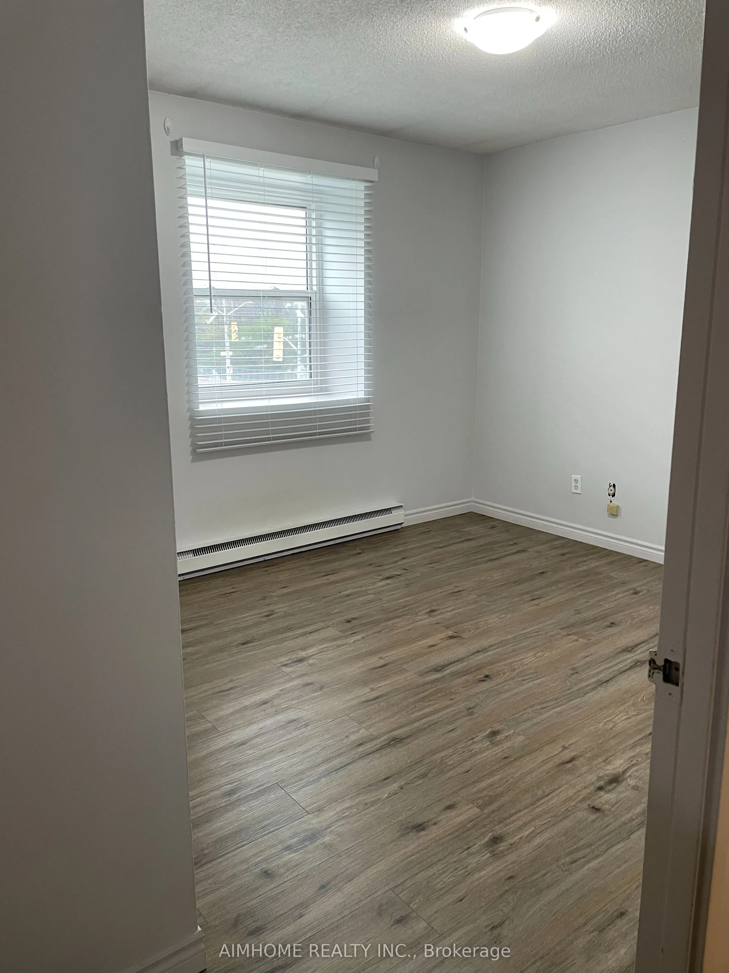 113 Westmount Road N, #1