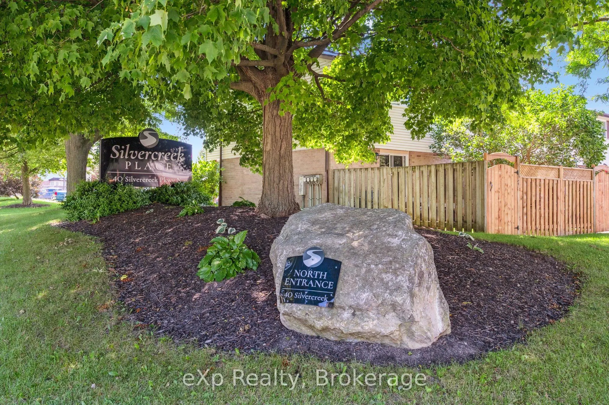 40 Silvercreek Parkway N, #30