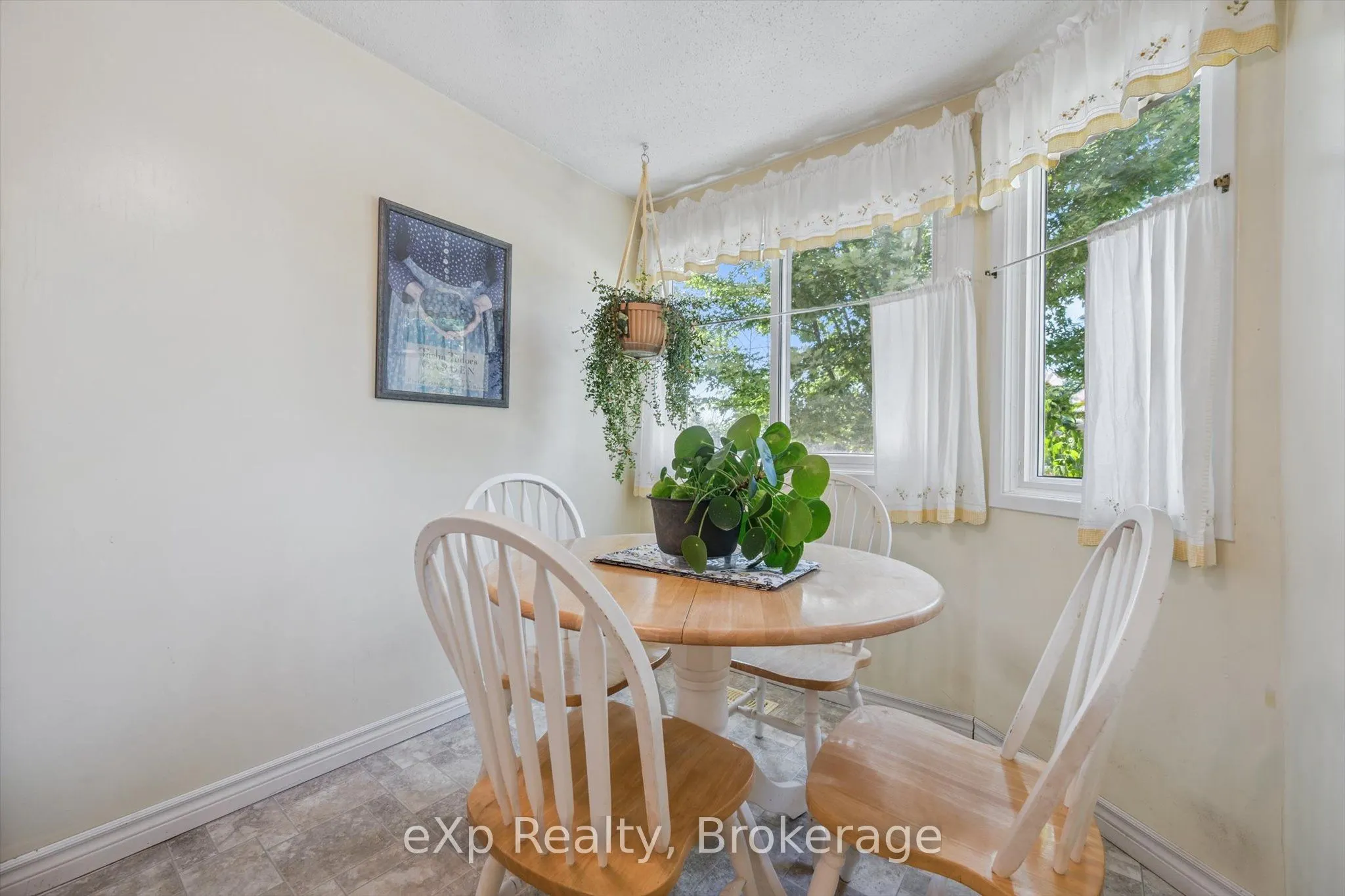 40 Silvercreek Parkway N, #30