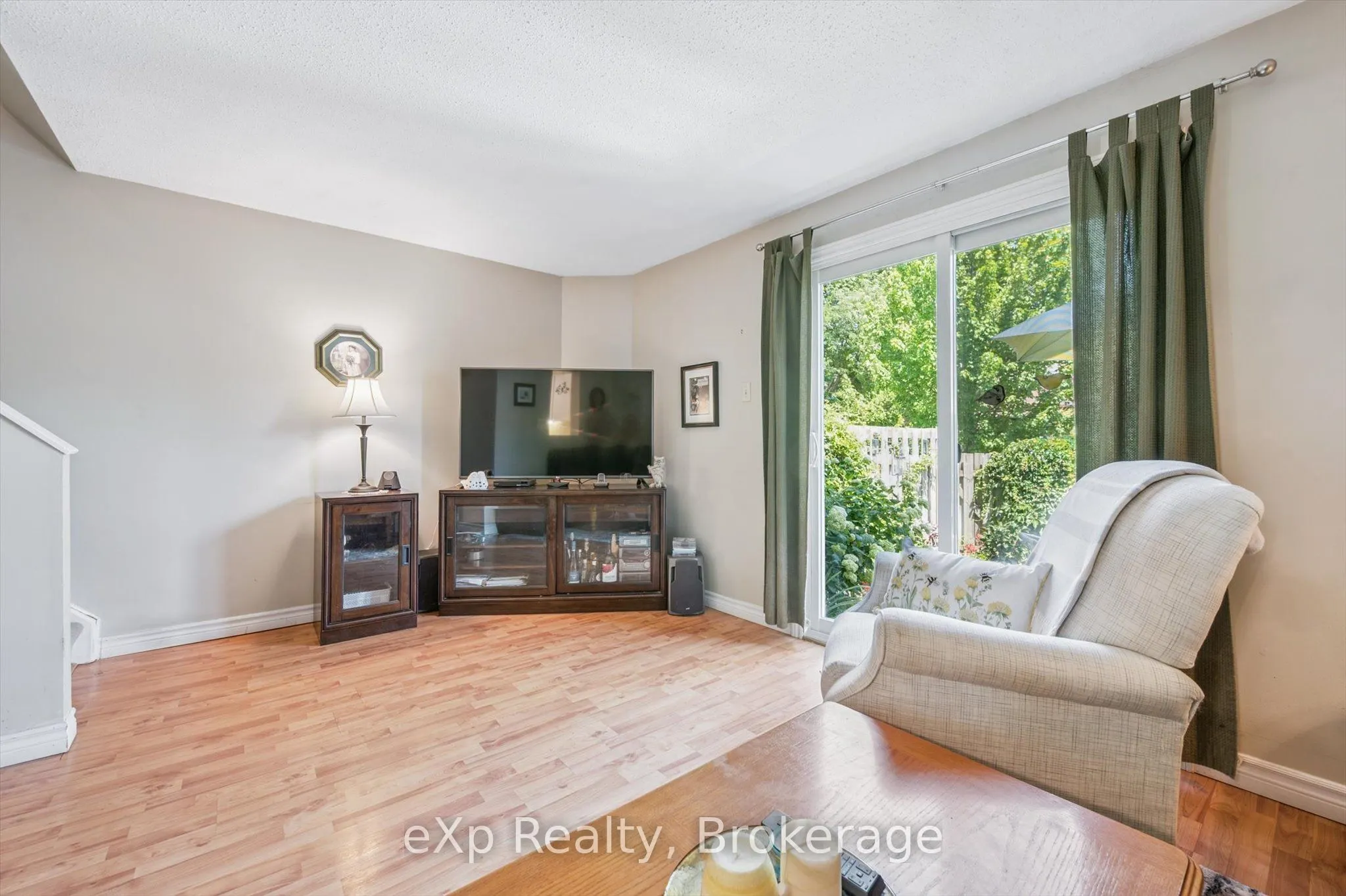 40 Silvercreek Parkway N, #30