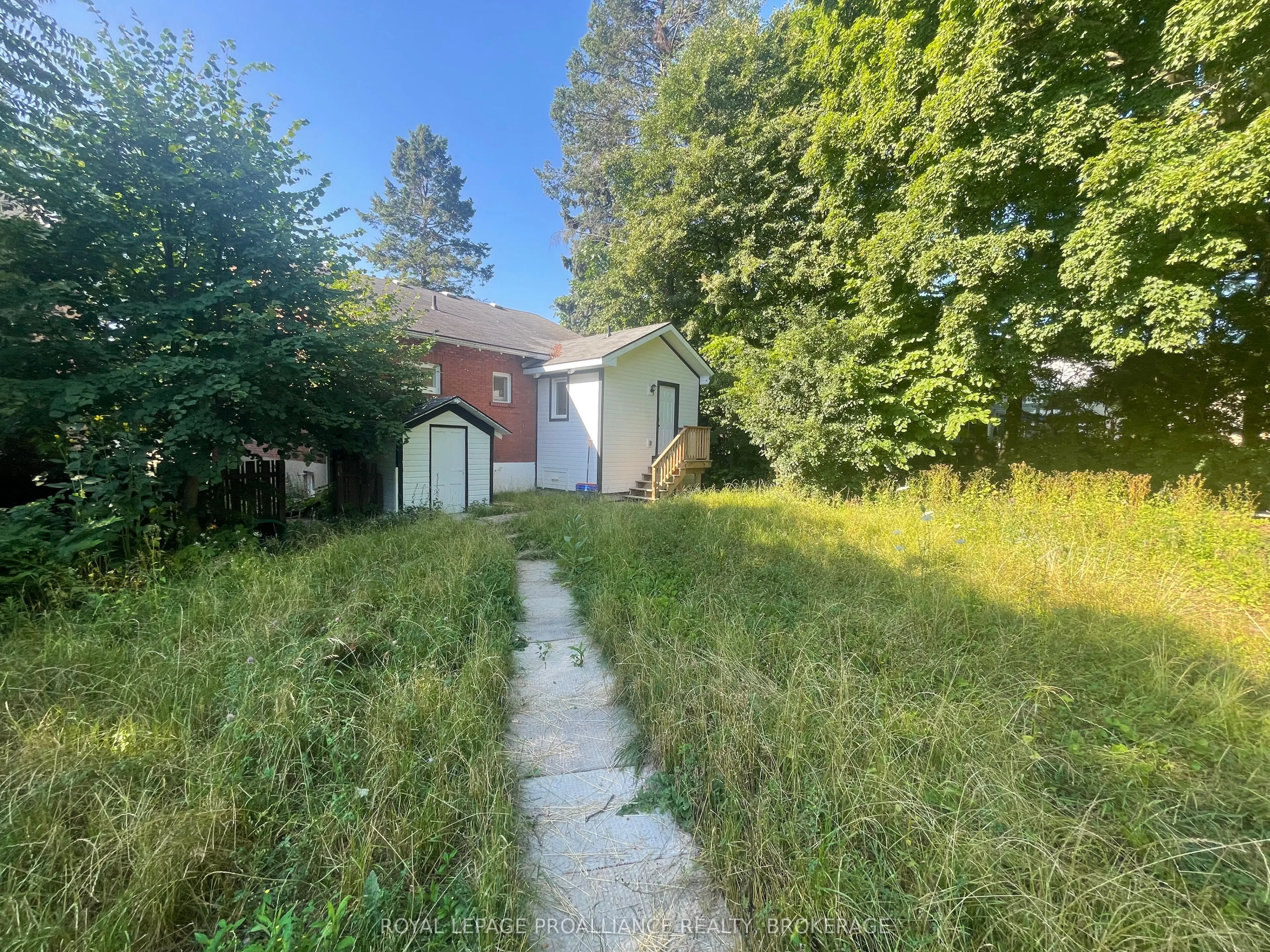 301 King Street W