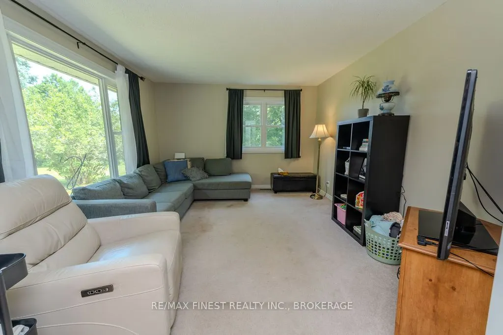 888 Simmons Road