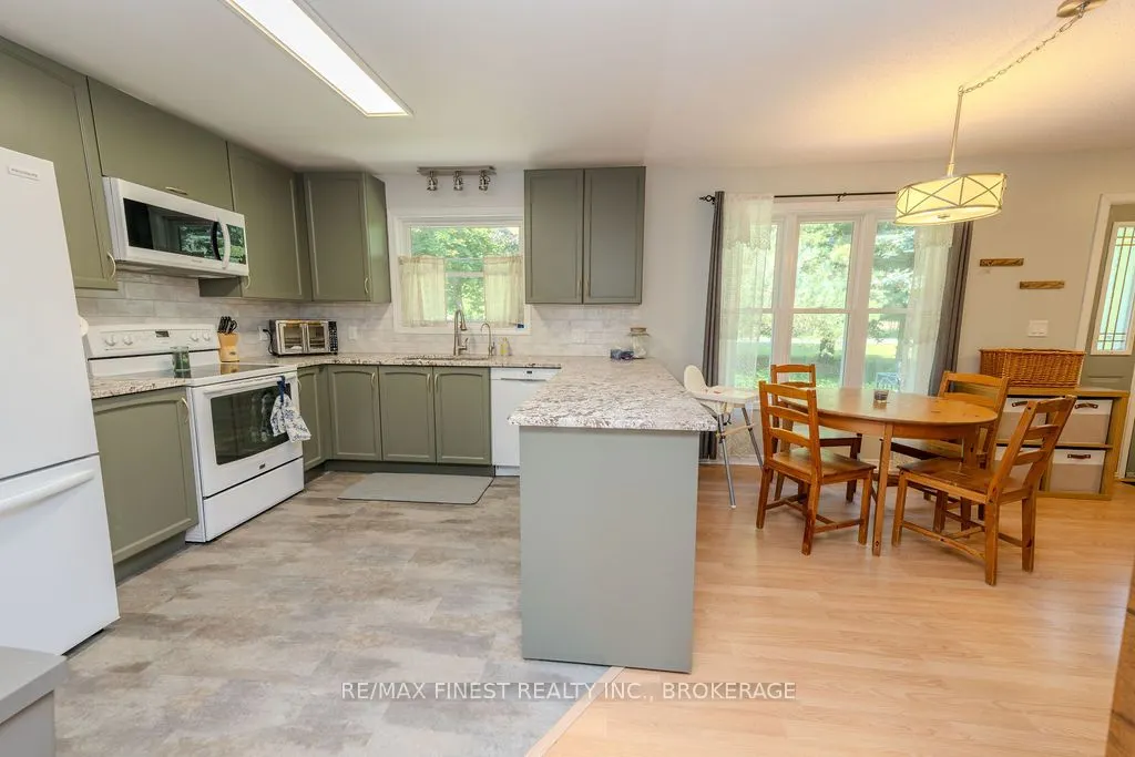 888 Simmons Road