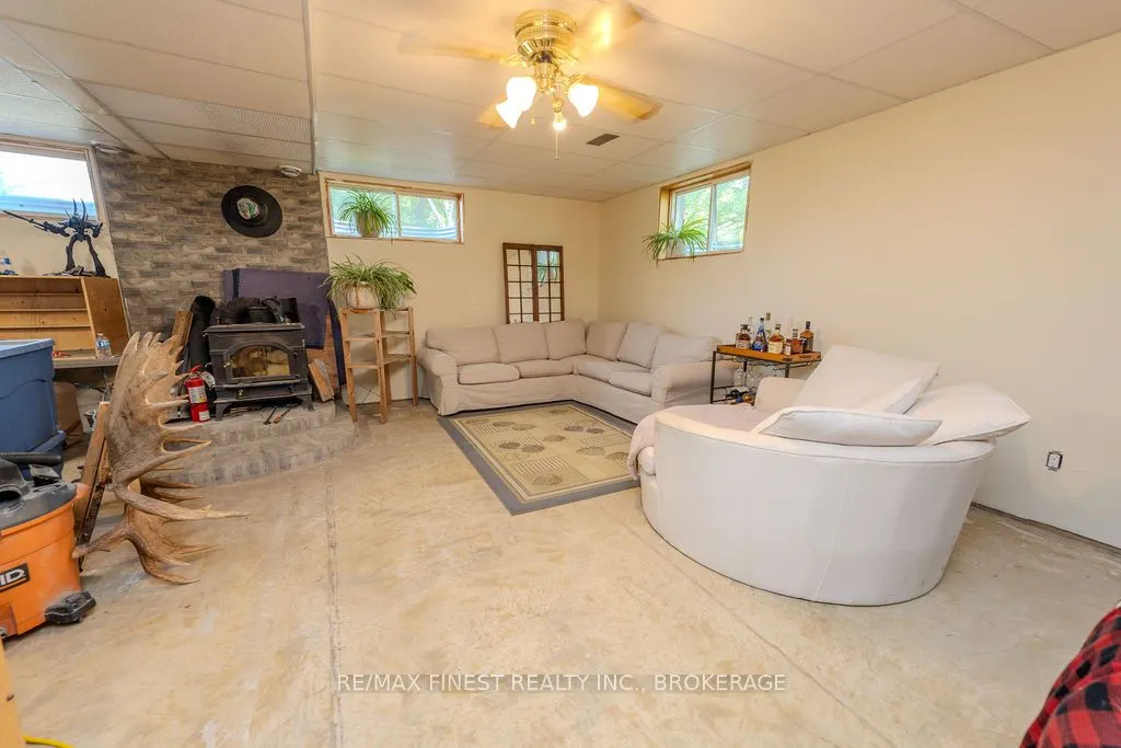 888 Simmons Road