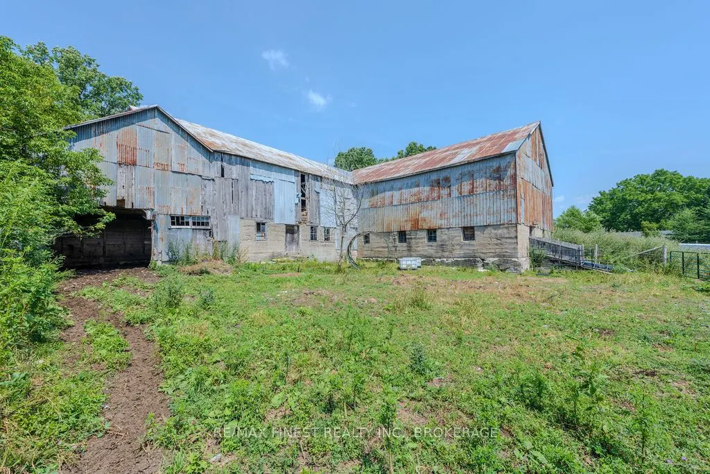 888 Simmons Road