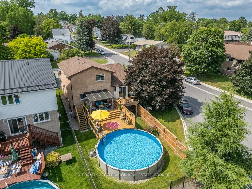 134 Shoreline Crescent