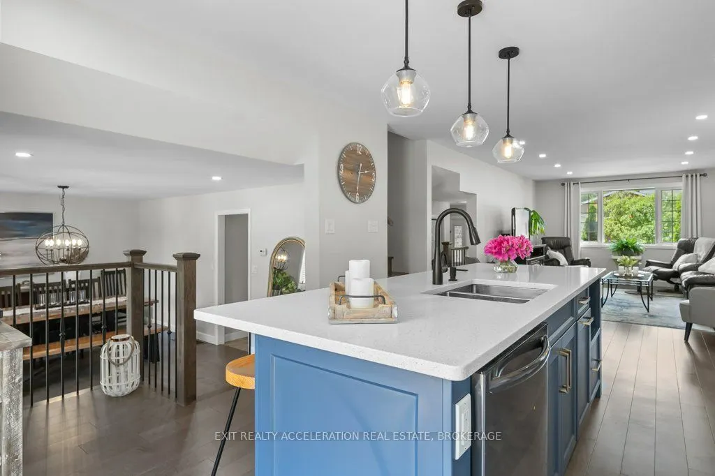 134 Shoreline Crescent