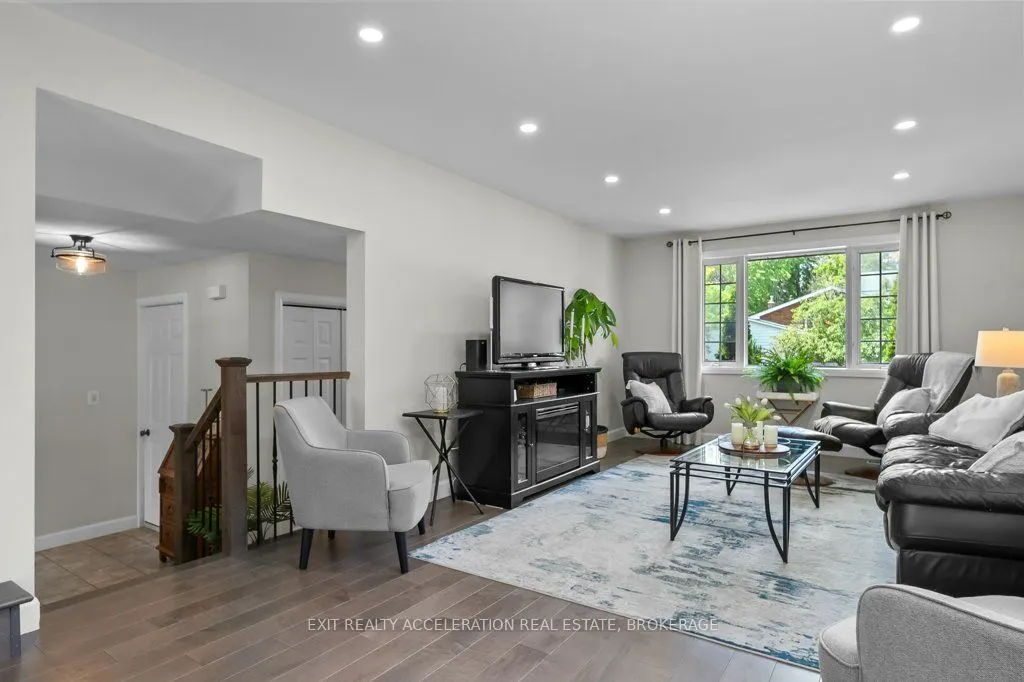134 Shoreline Crescent
