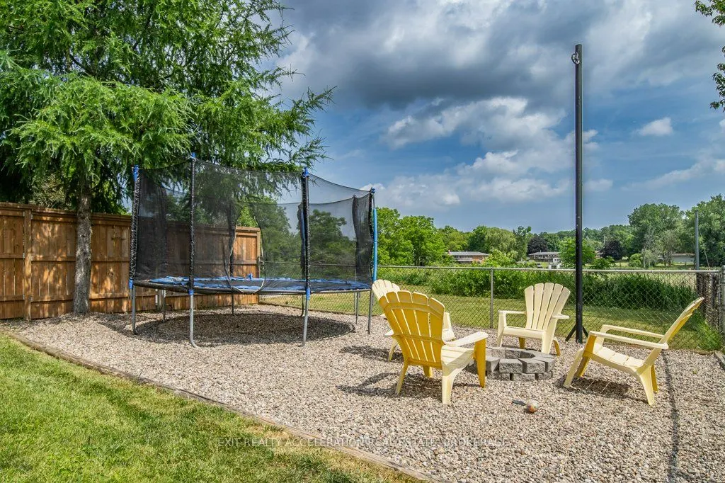 134 Shoreline Crescent