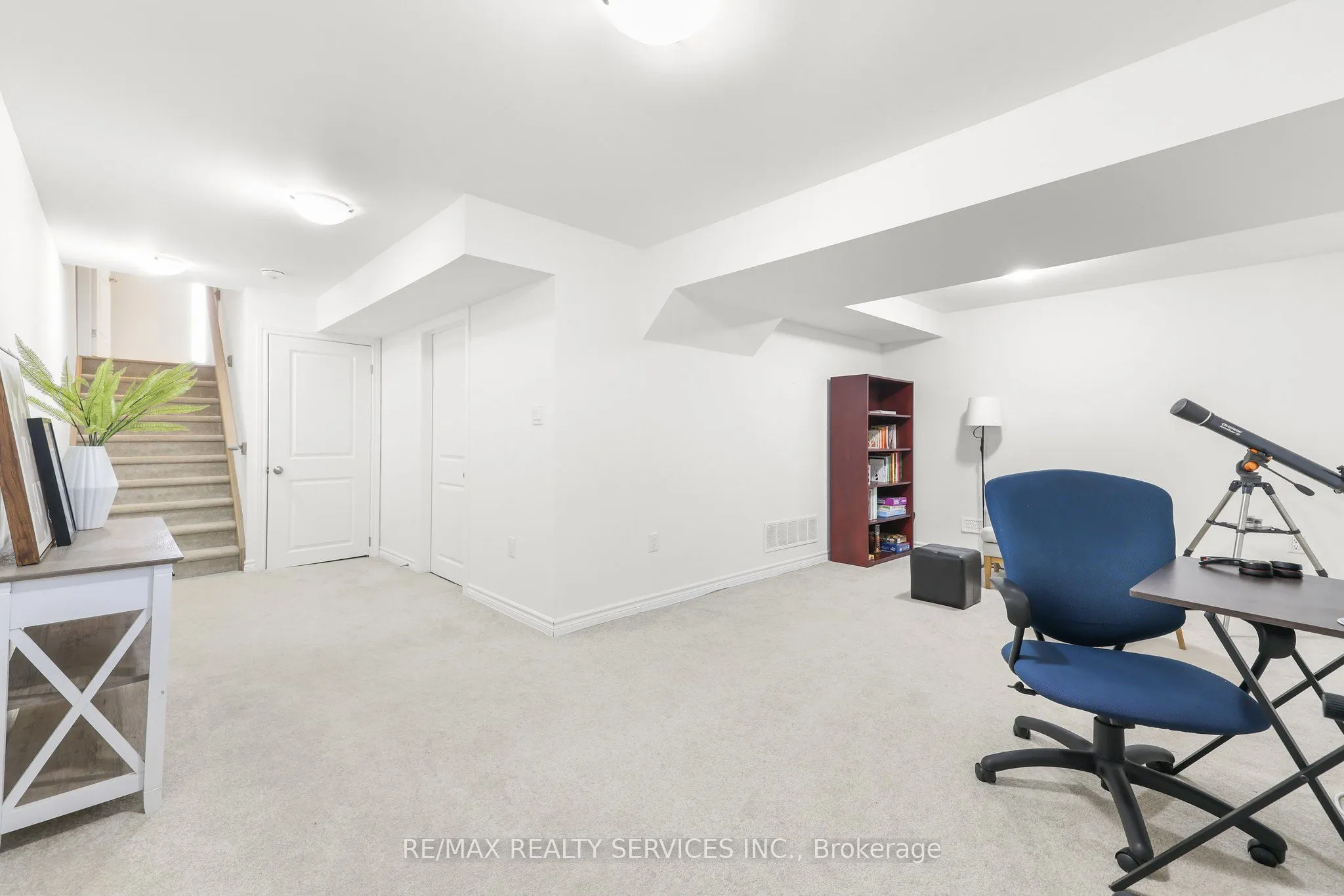 324 Equestrian Way, #13