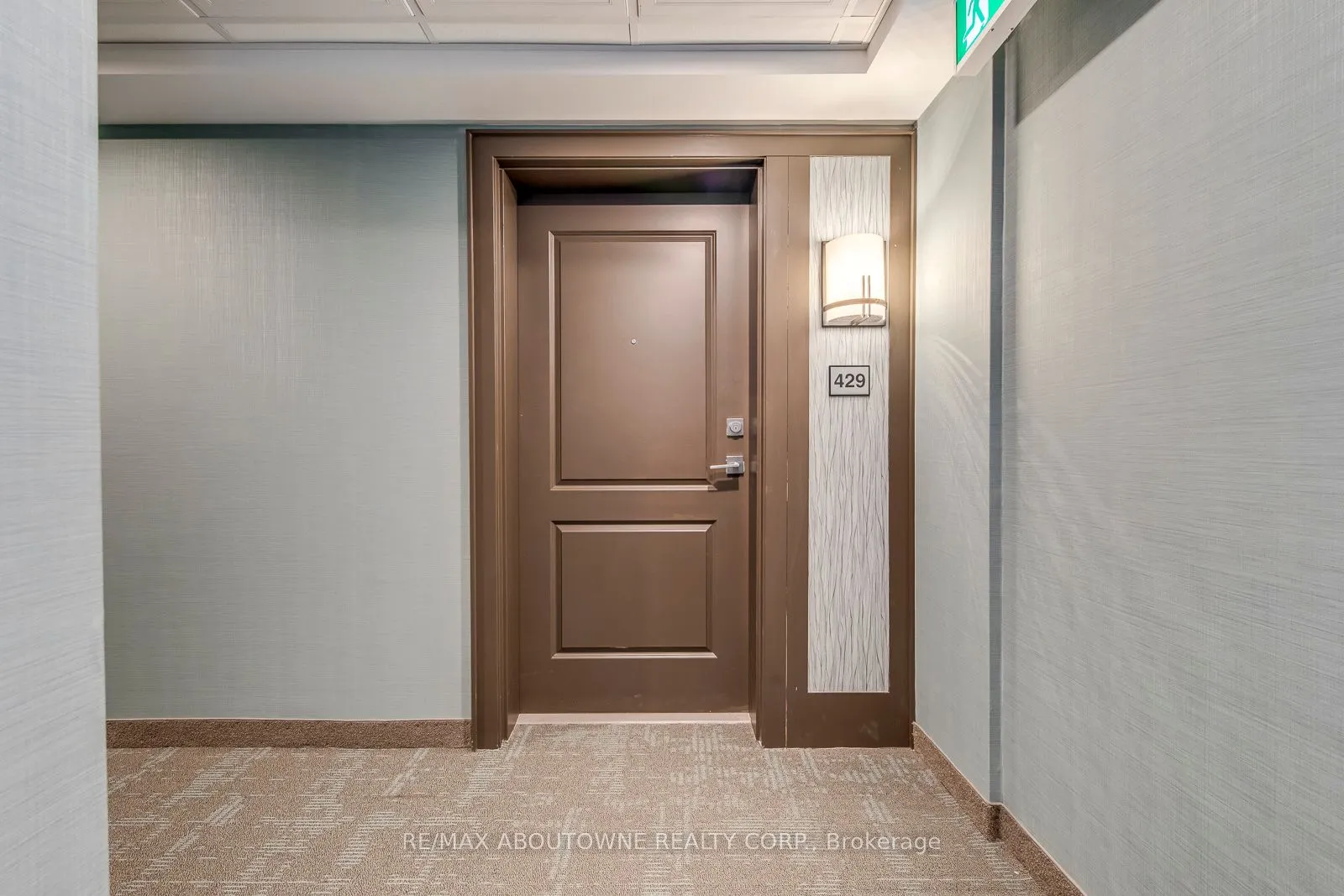 470 Dundas Street E, #429