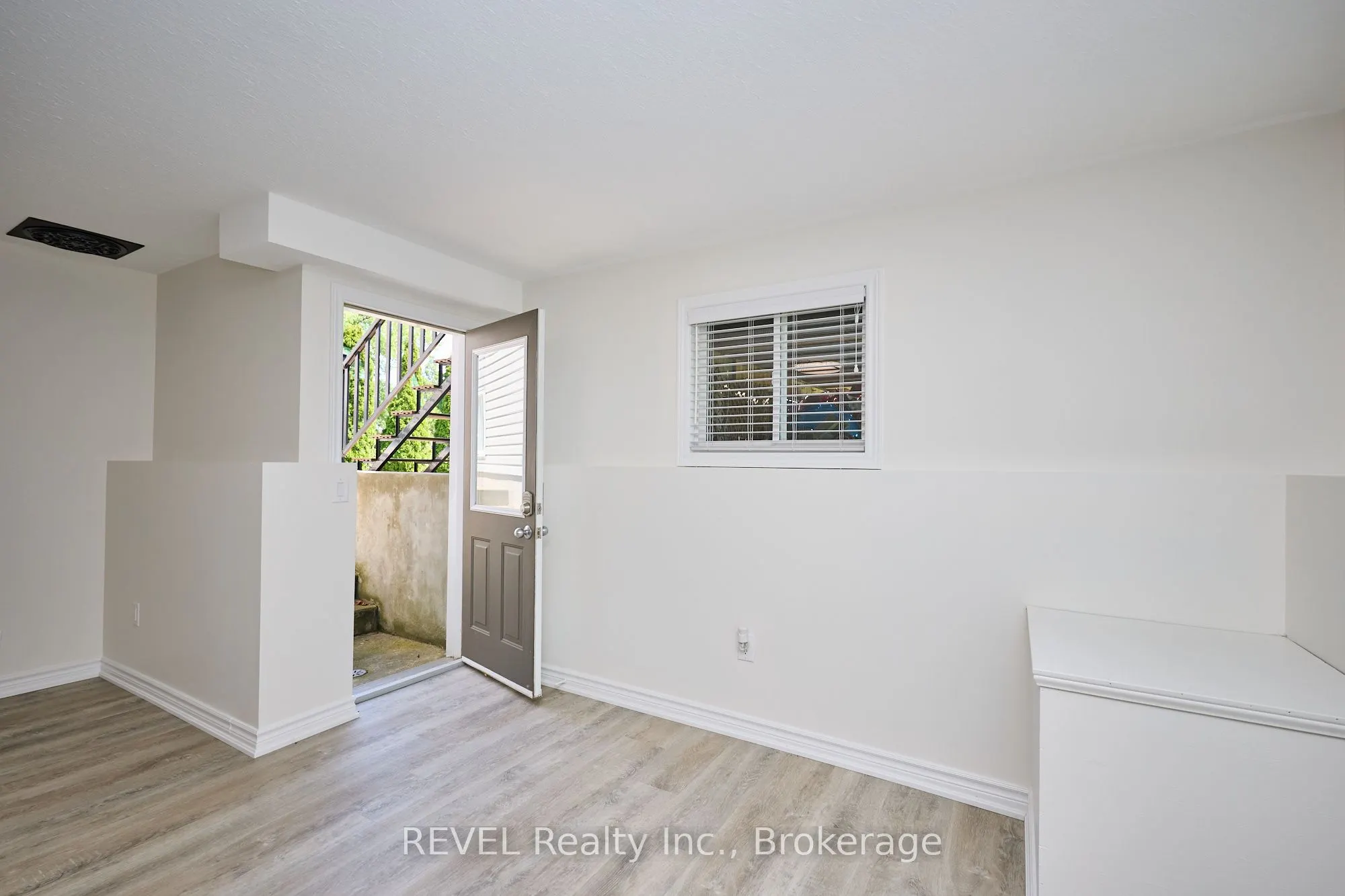 118 COLBECK Drive