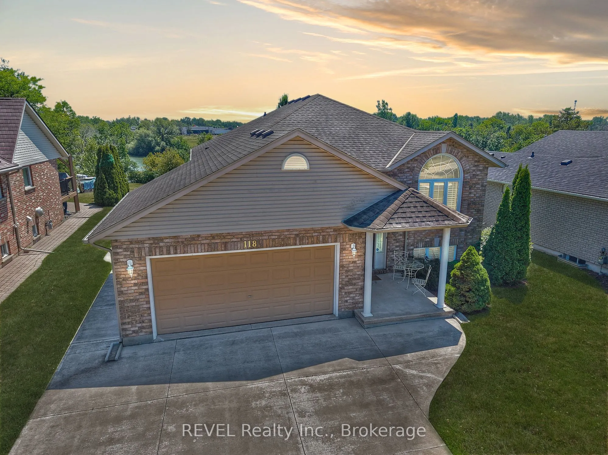 118 COLBECK Drive