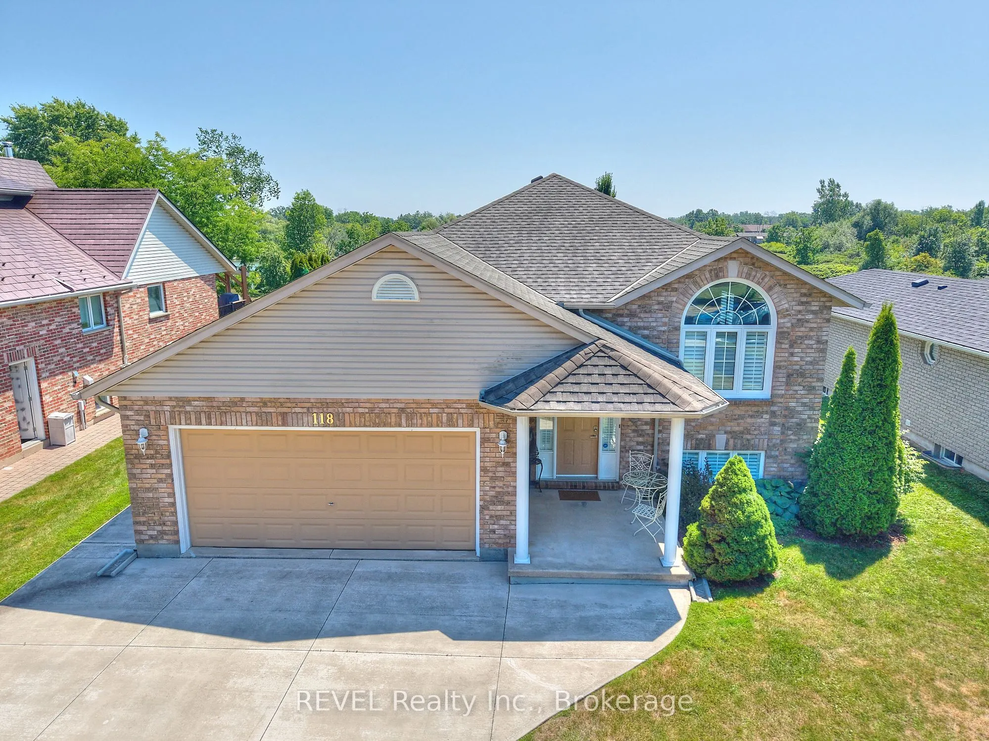 118 COLBECK Drive