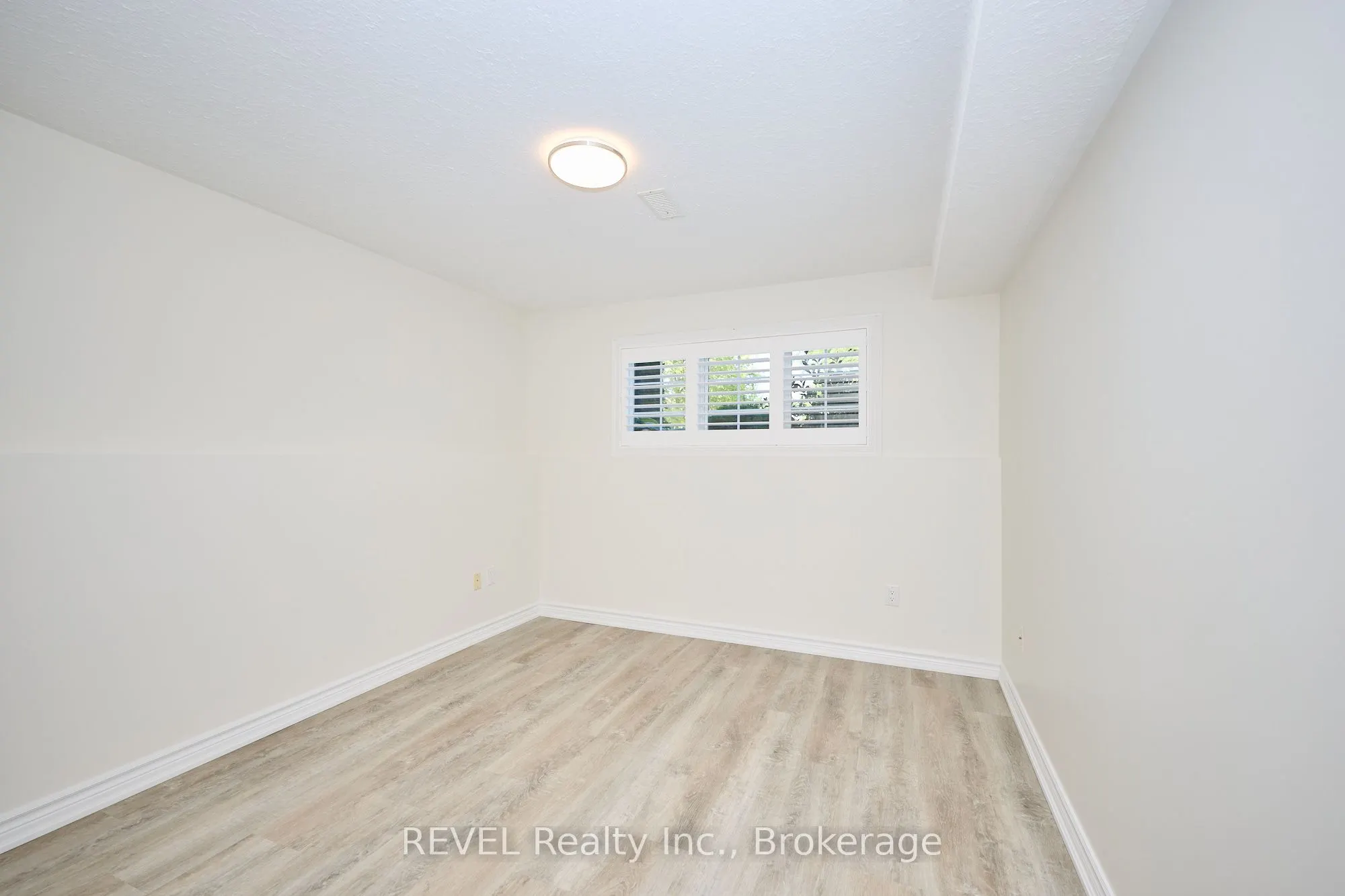 118 COLBECK Drive