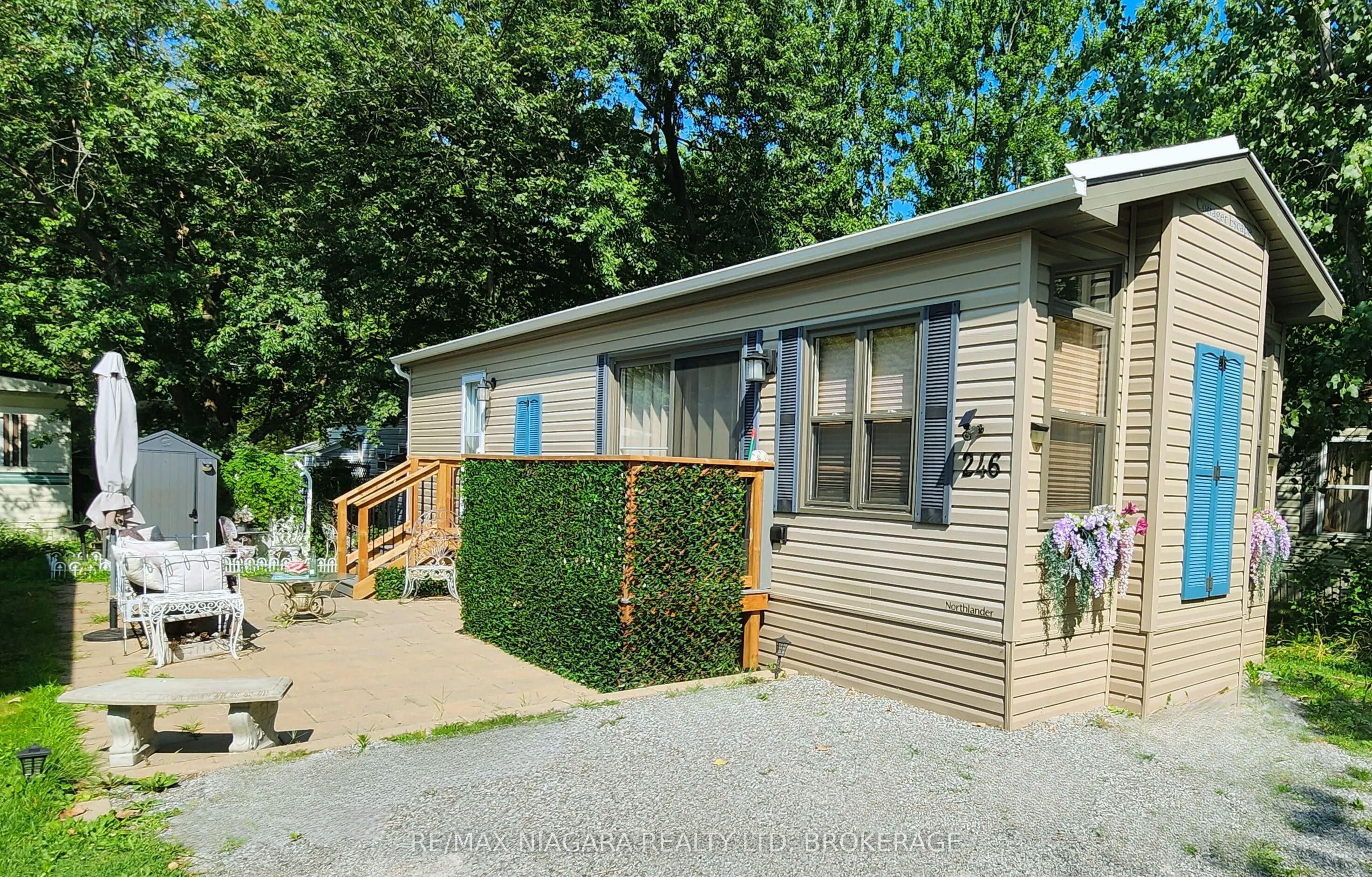 8845 Lundy's Lane, #246