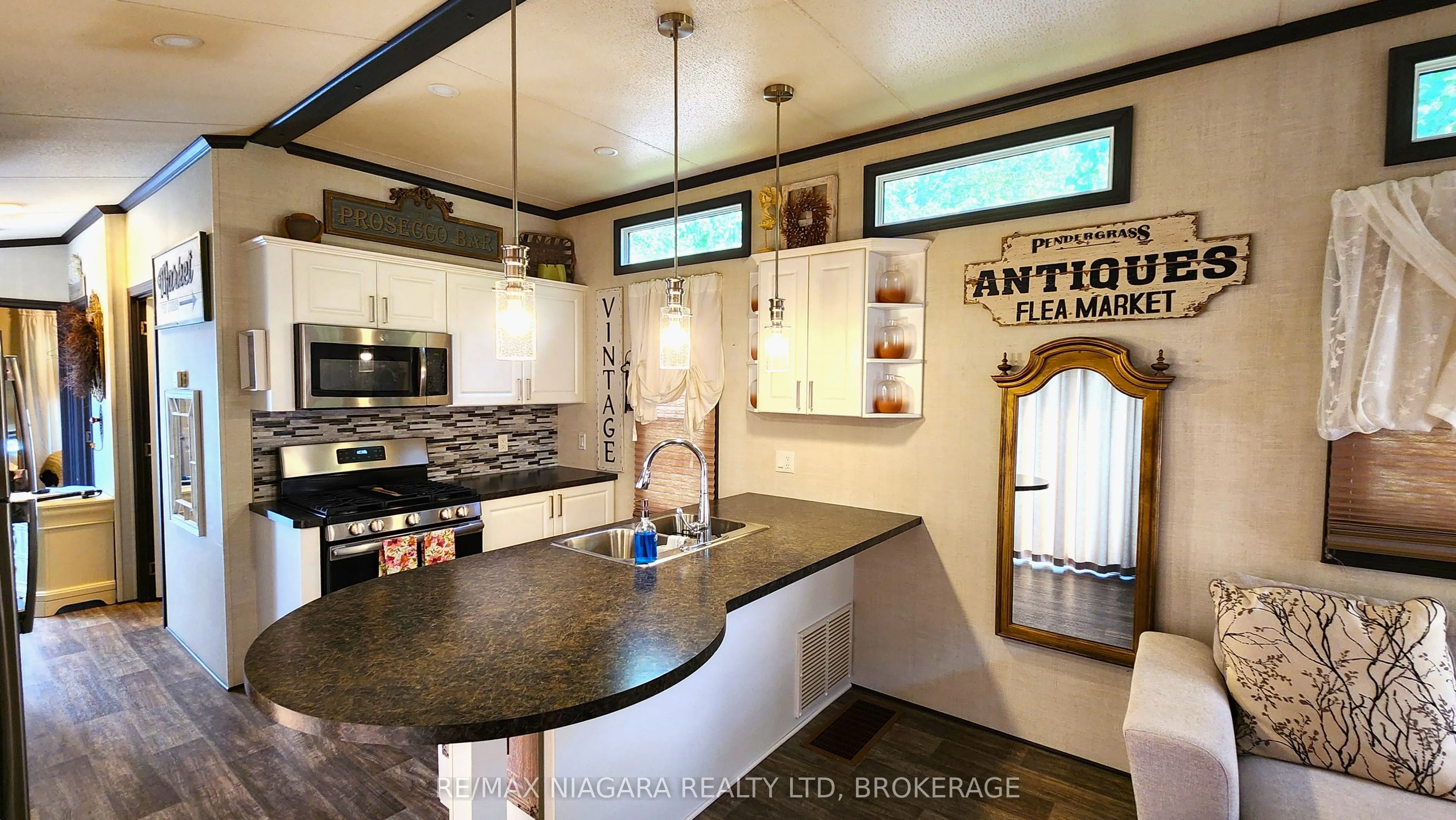 8845 Lundy's Lane, #246
