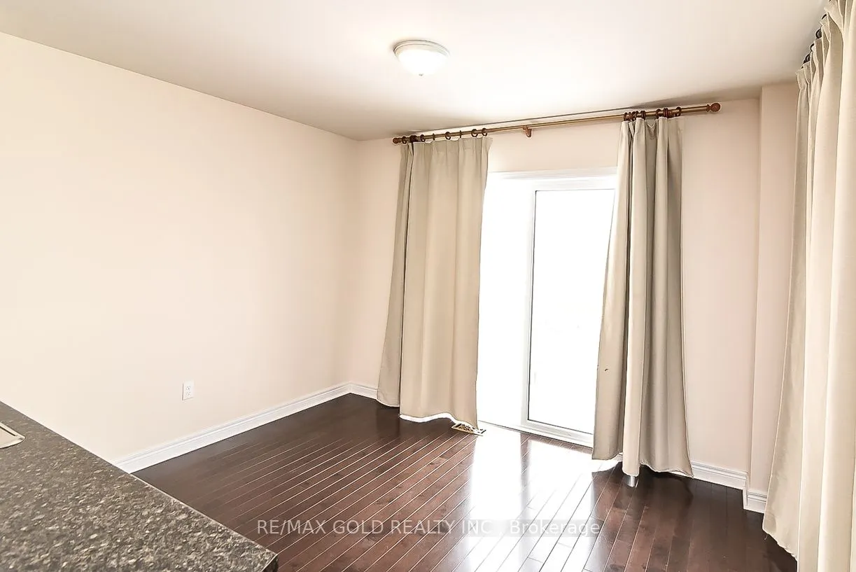 6 Keith Crescent