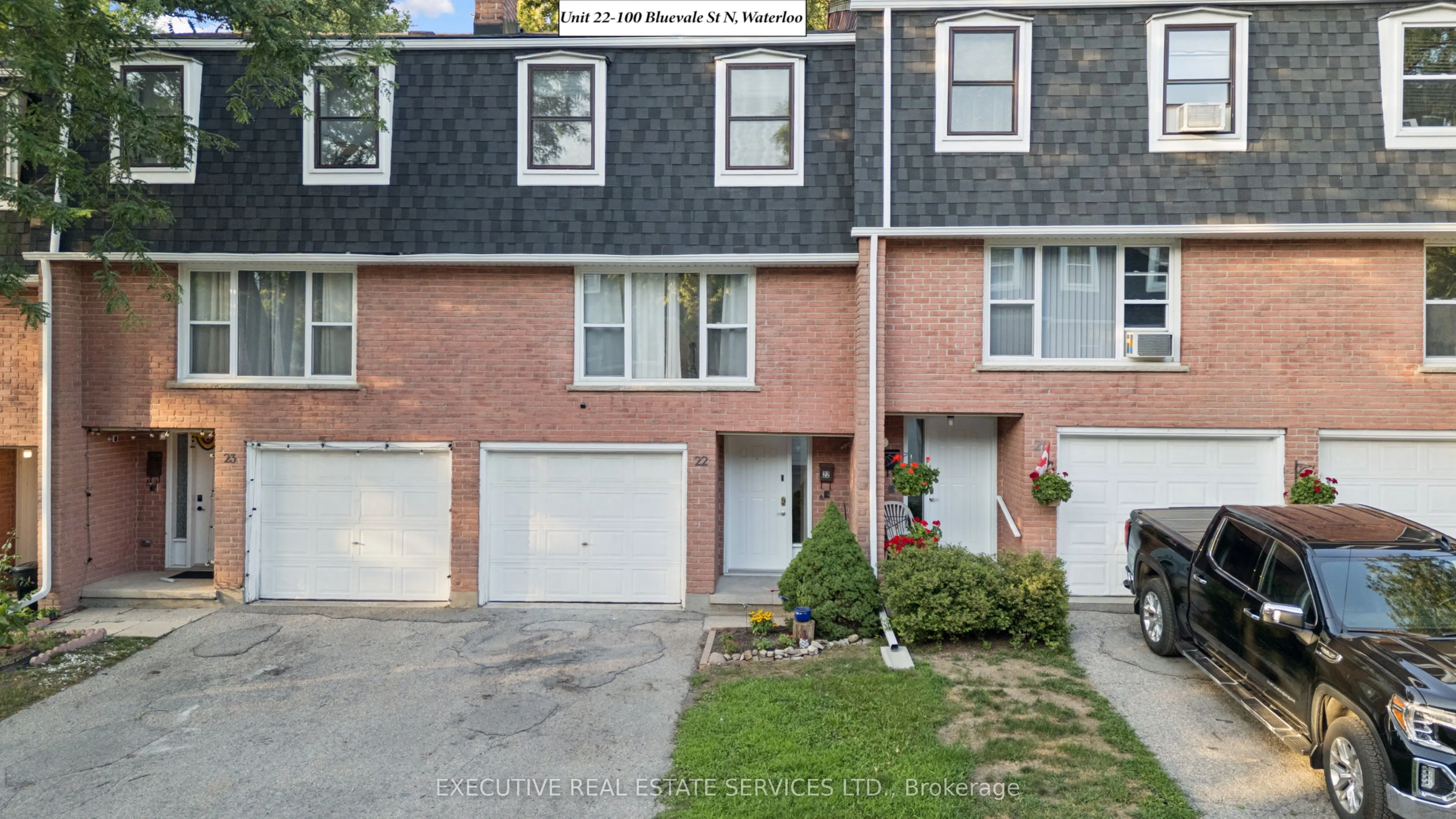 100 Bluevale Street N, #22