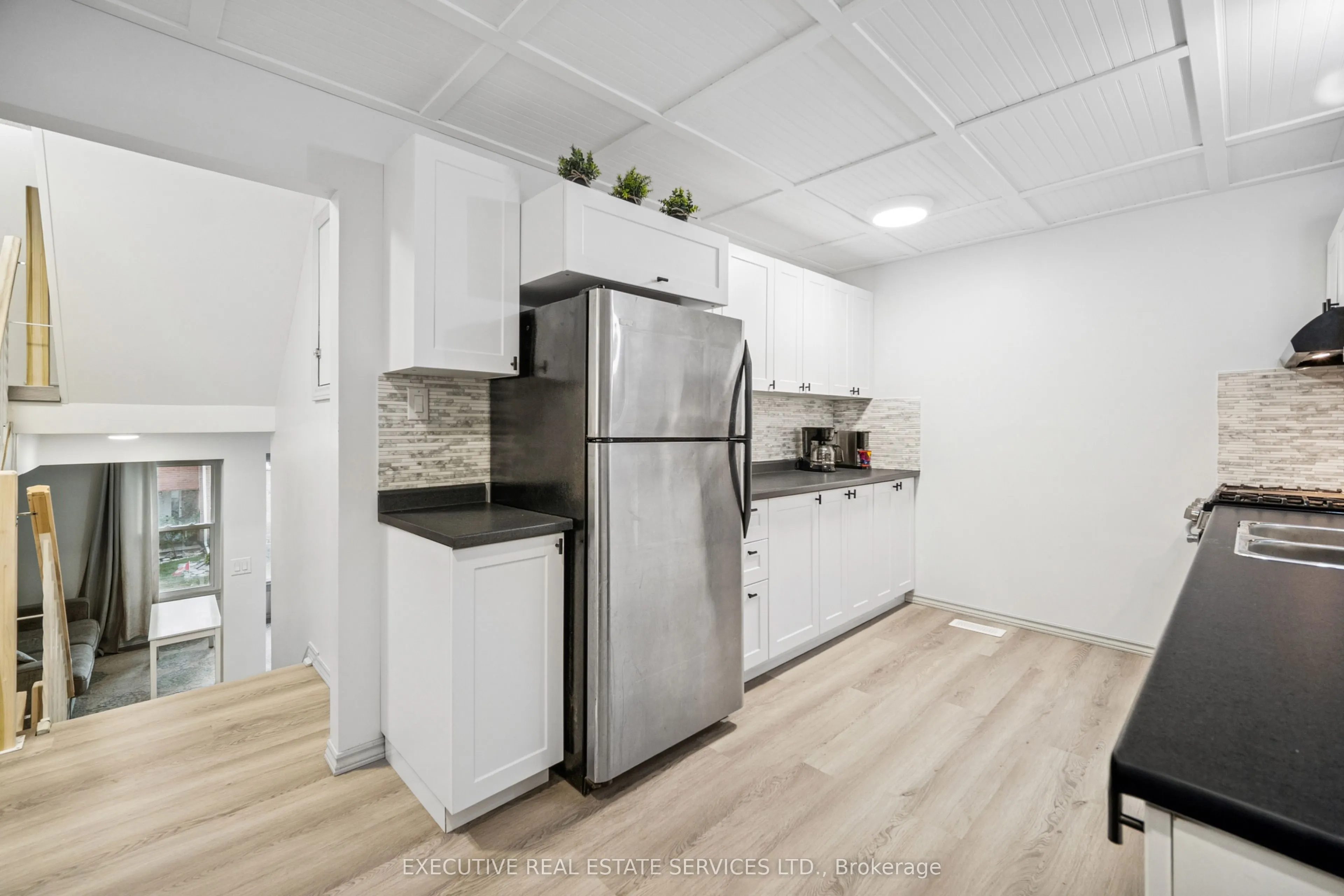 100 Bluevale Street N, #22
