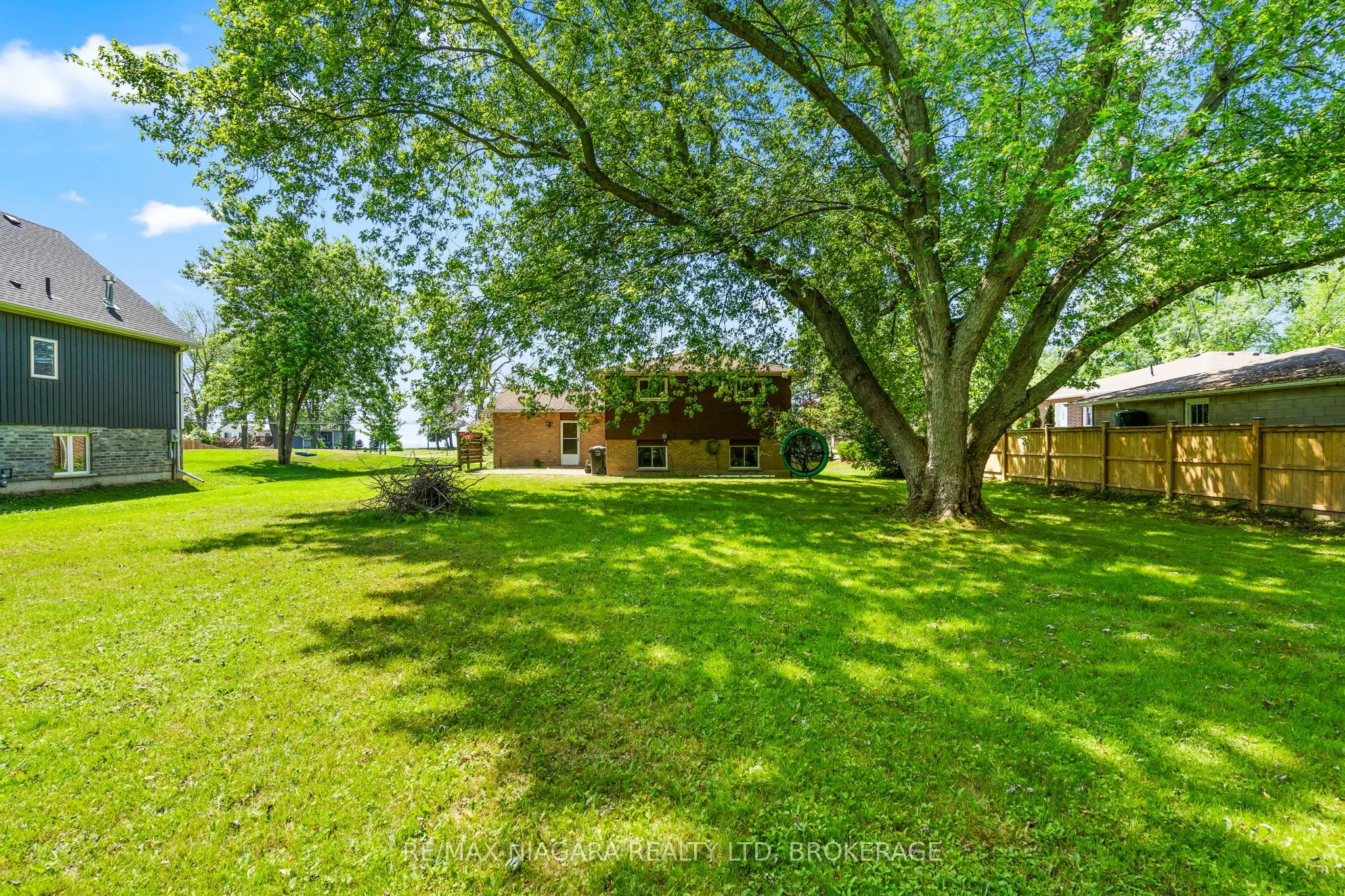 10960 Lakeshore Road