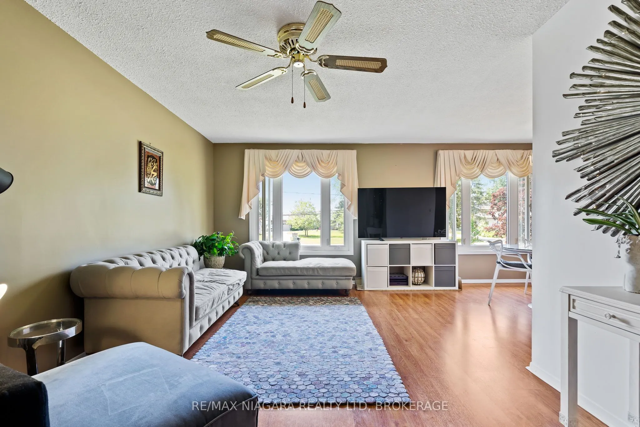 10960 Lakeshore Road