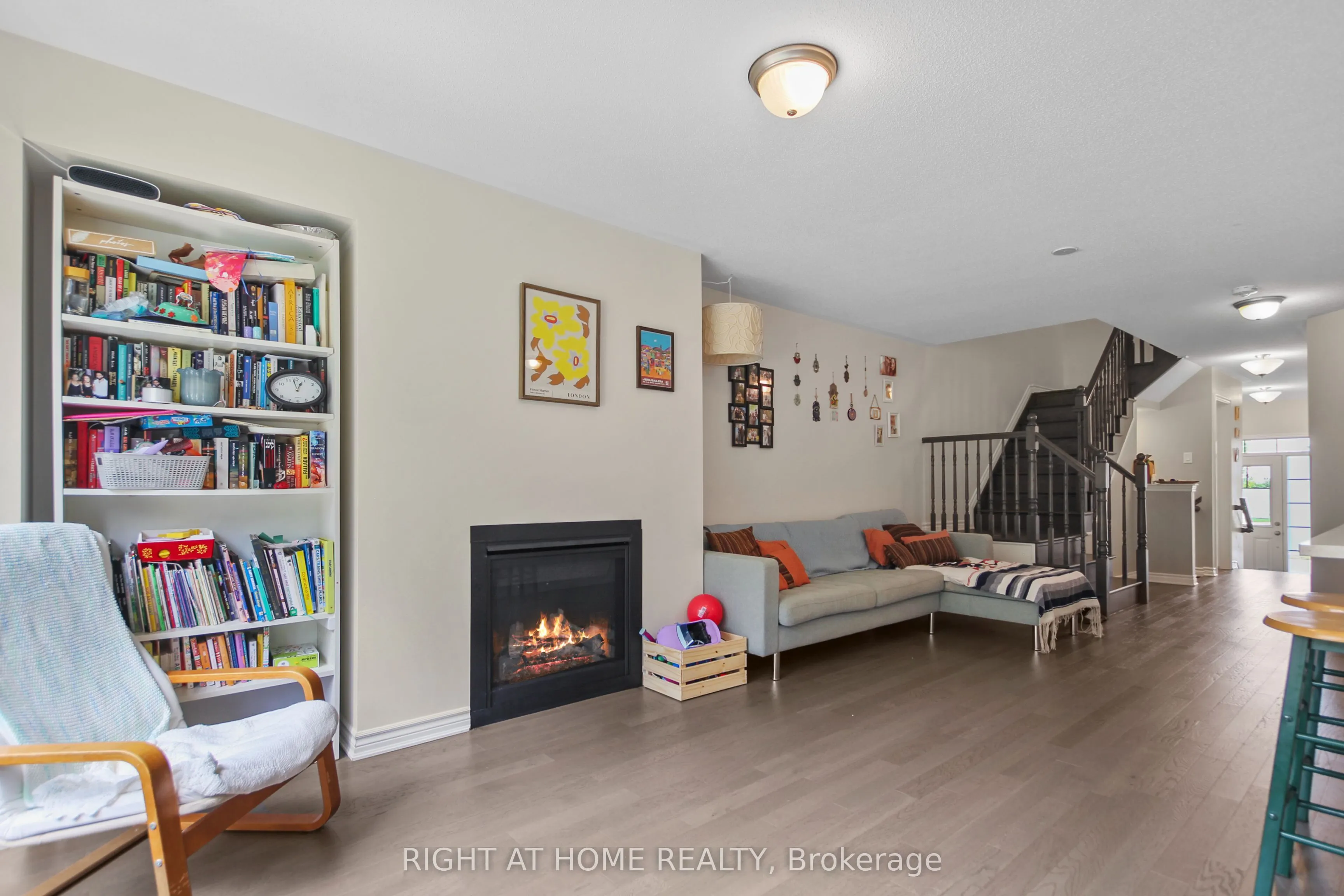 209 HARTSMERE Drive