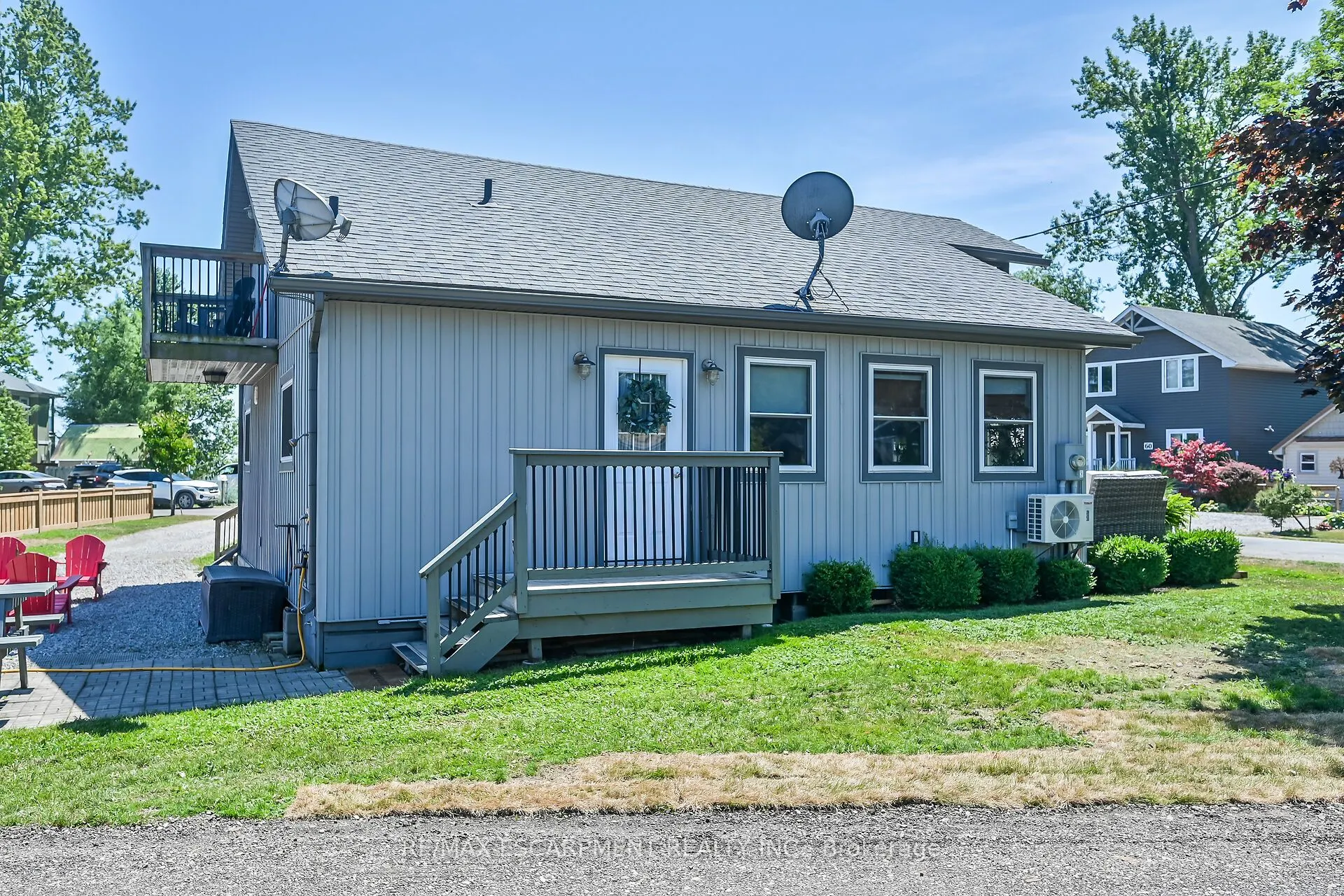 55 LAKESIDE Drive