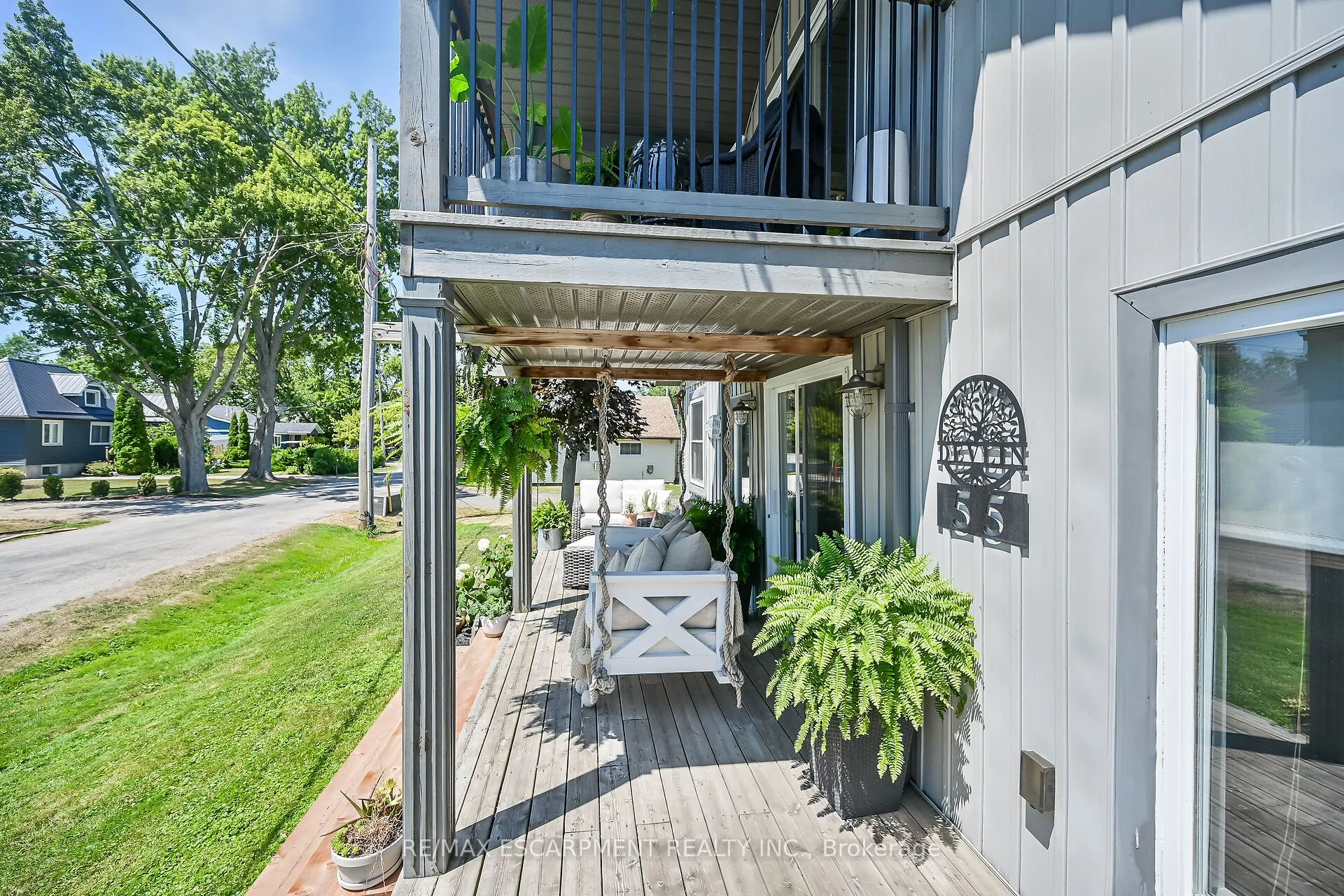 55 LAKESIDE Drive