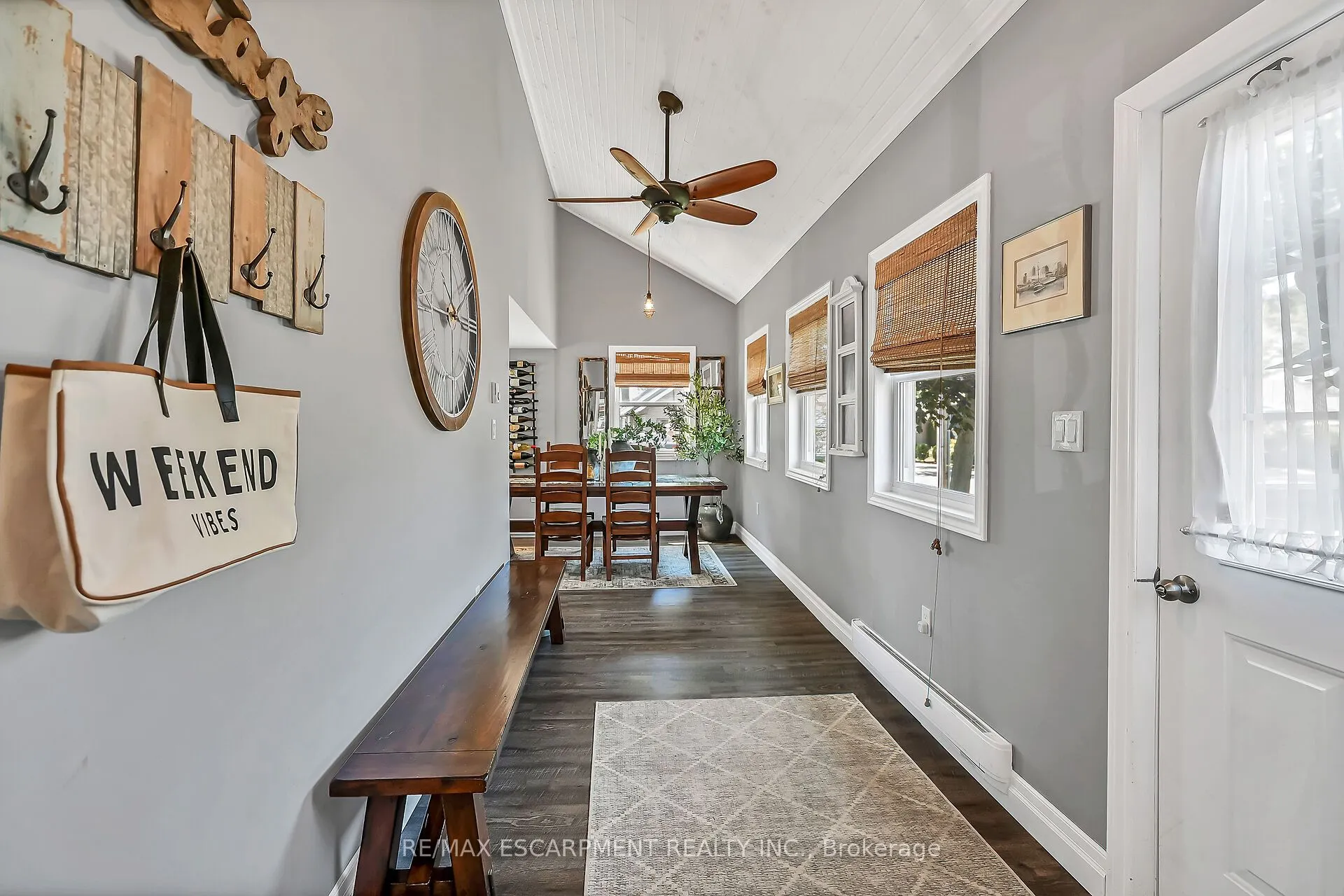 55 LAKESIDE Drive