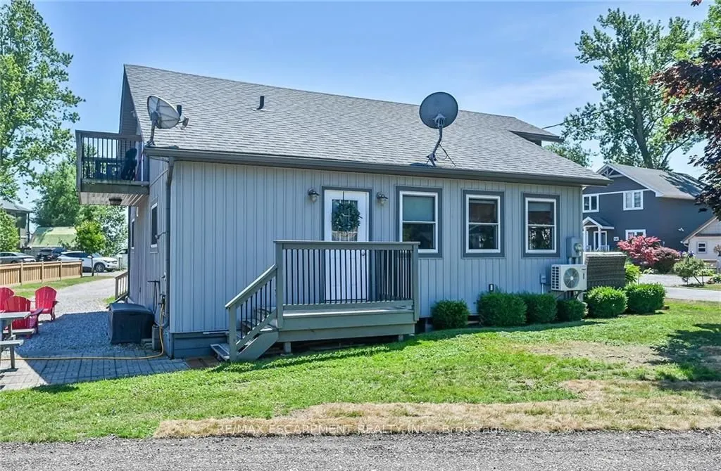 55 LAKESIDE Drive