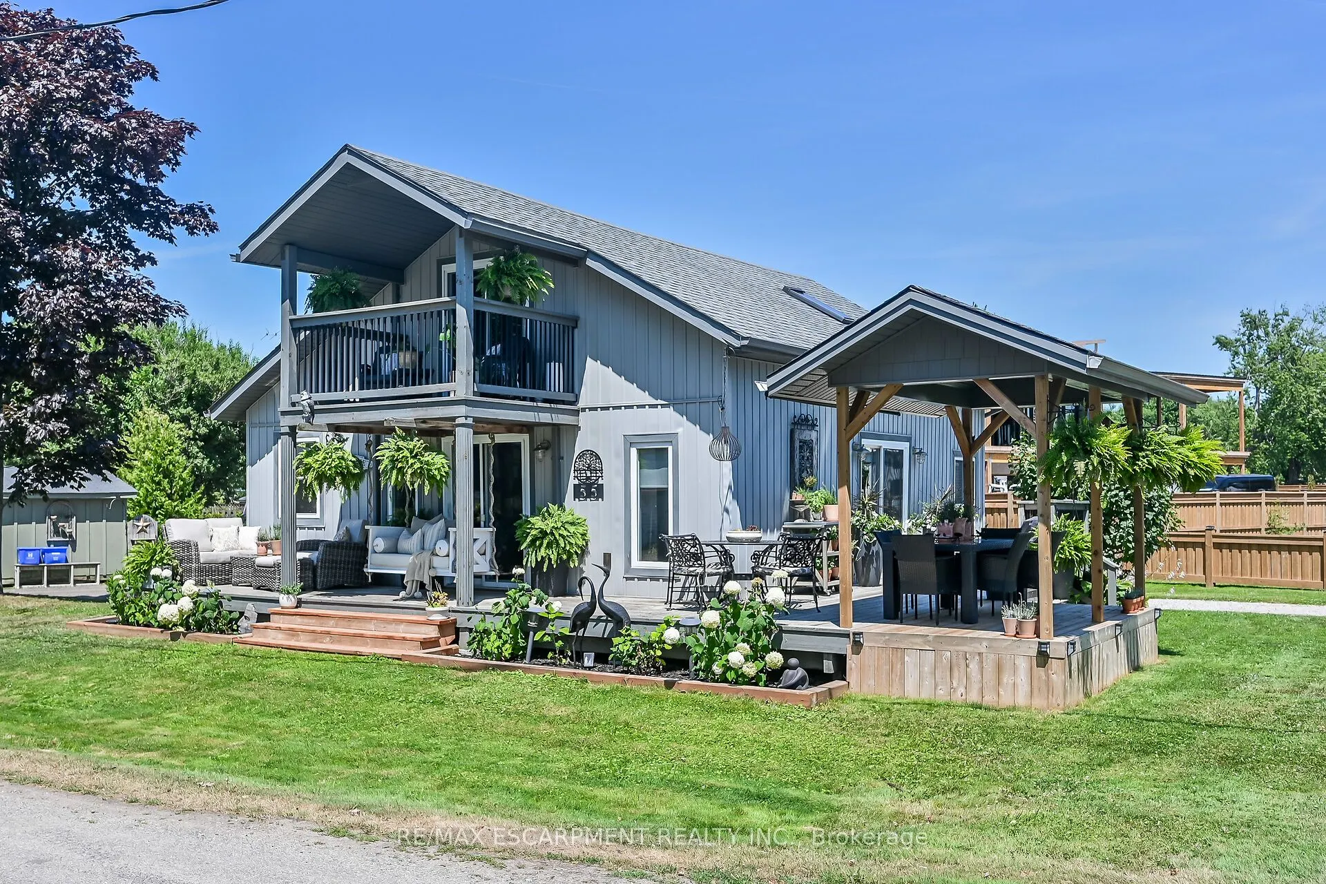 55 LAKESIDE Drive
