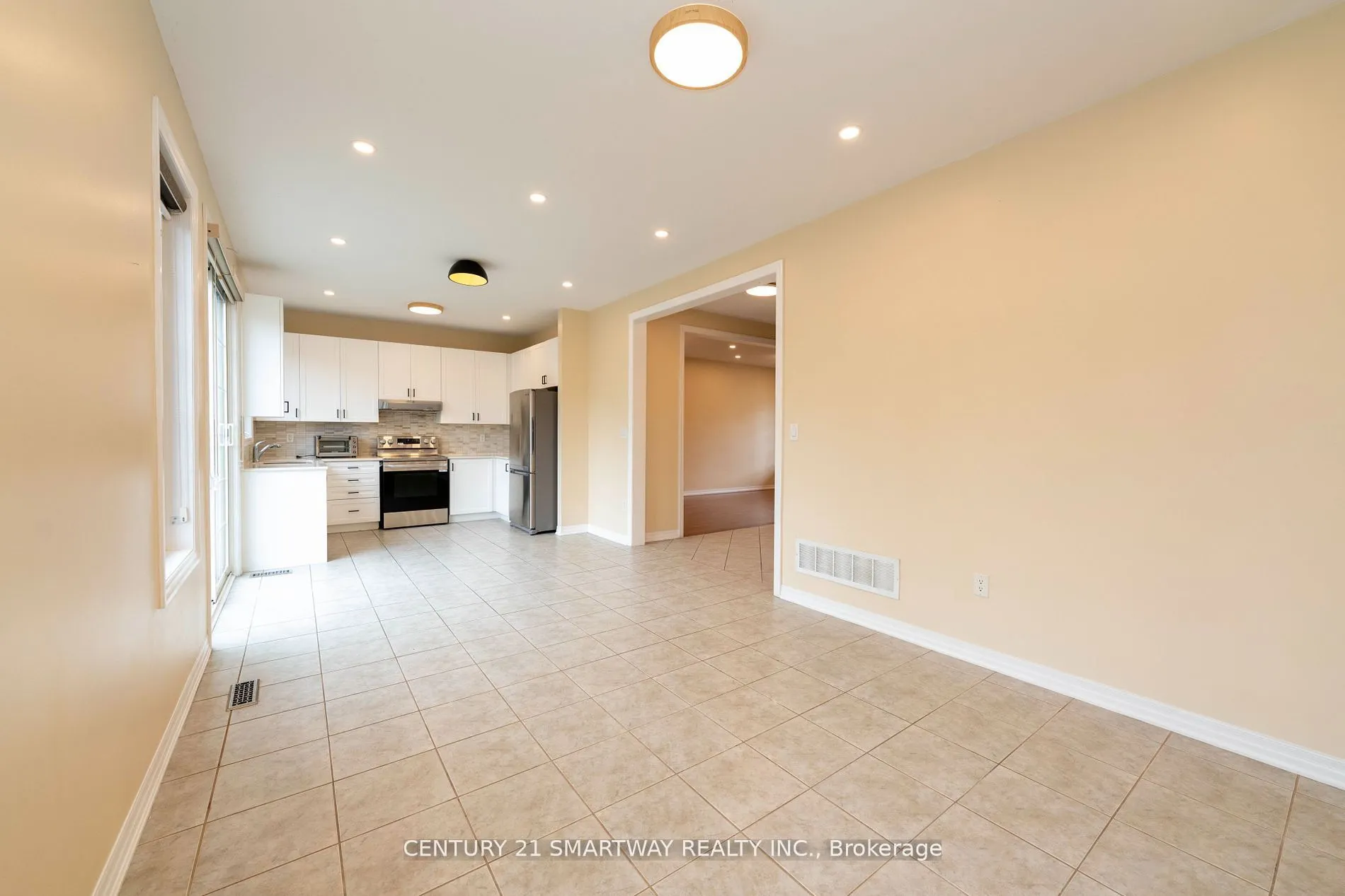 184 Montreal Circle
