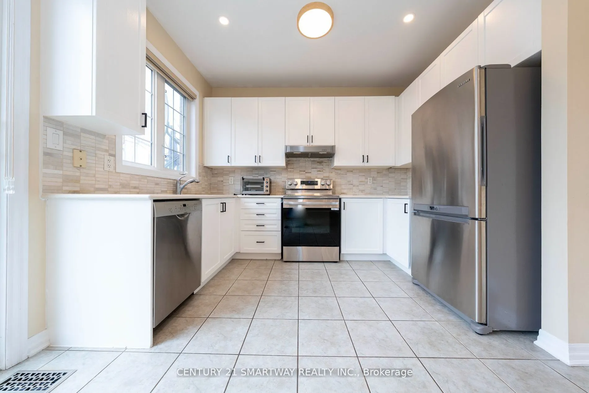 184 Montreal Circle