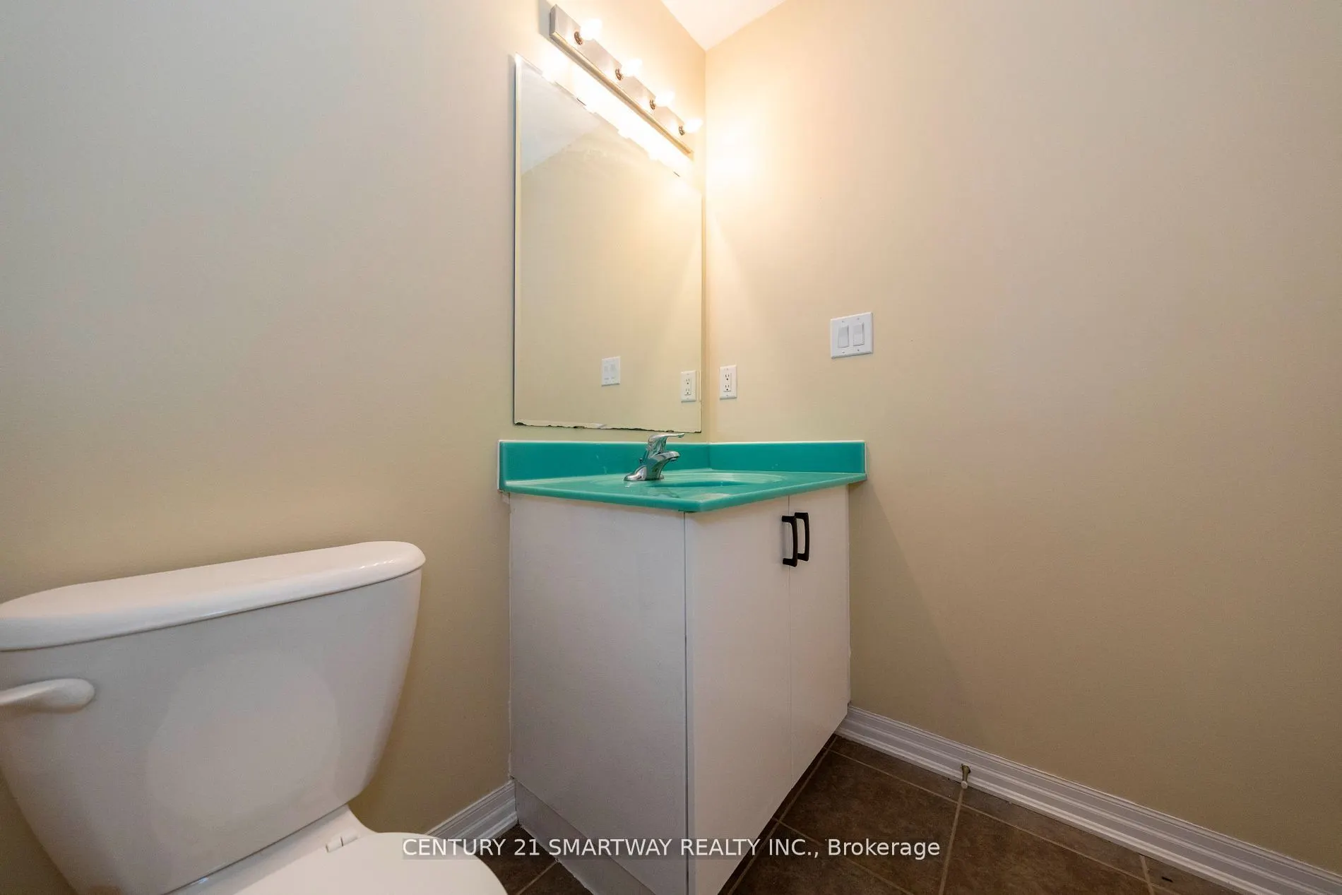 184 Montreal Circle
