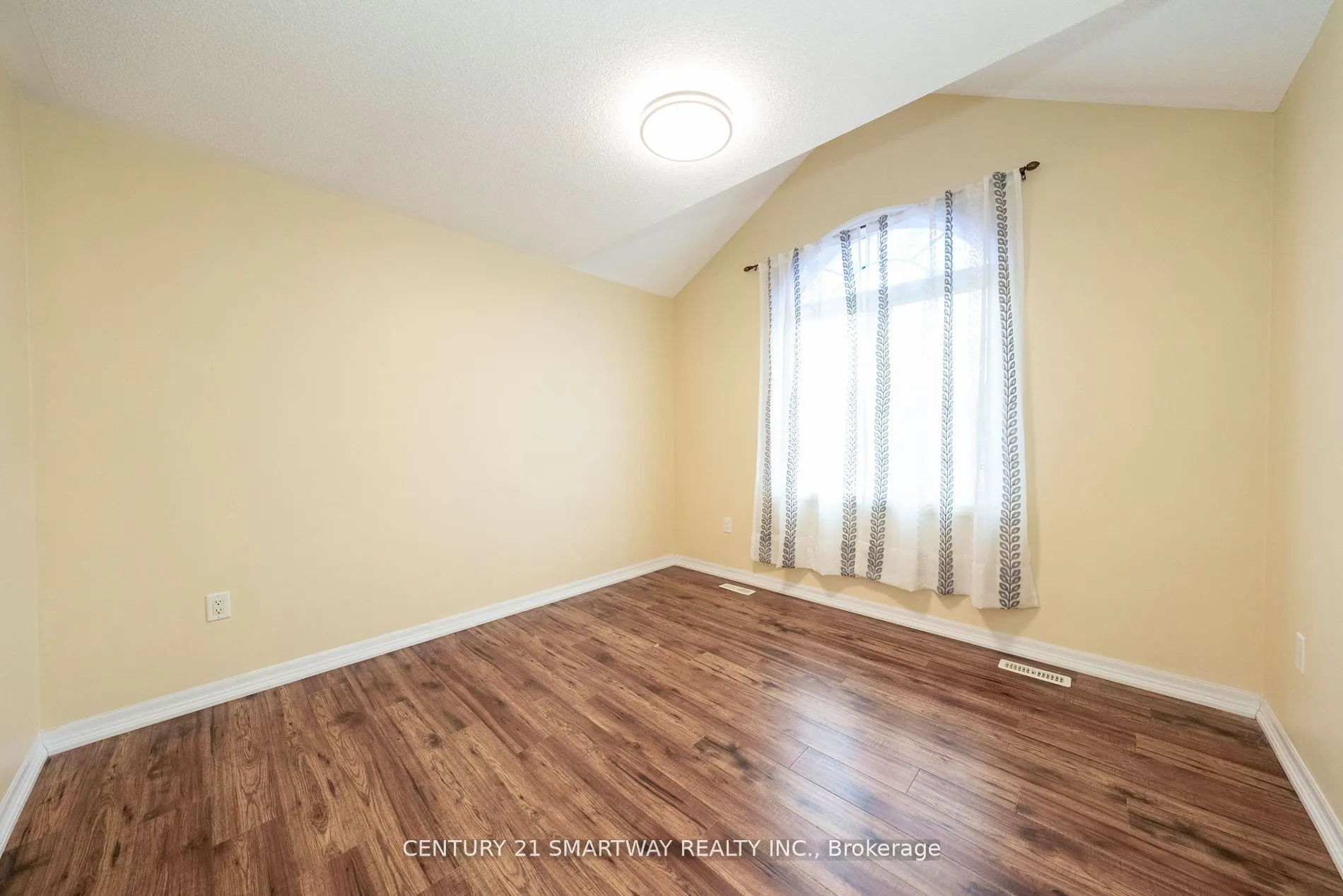 184 Montreal Circle
