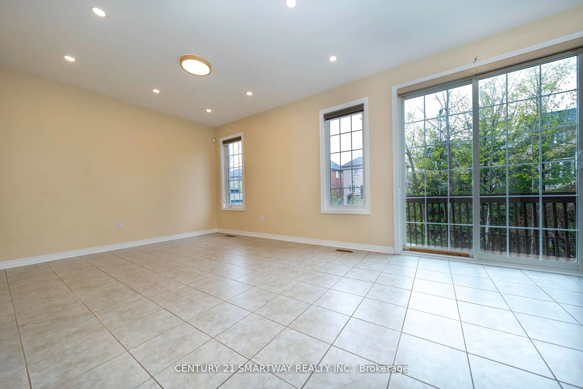 184 Montreal Circle