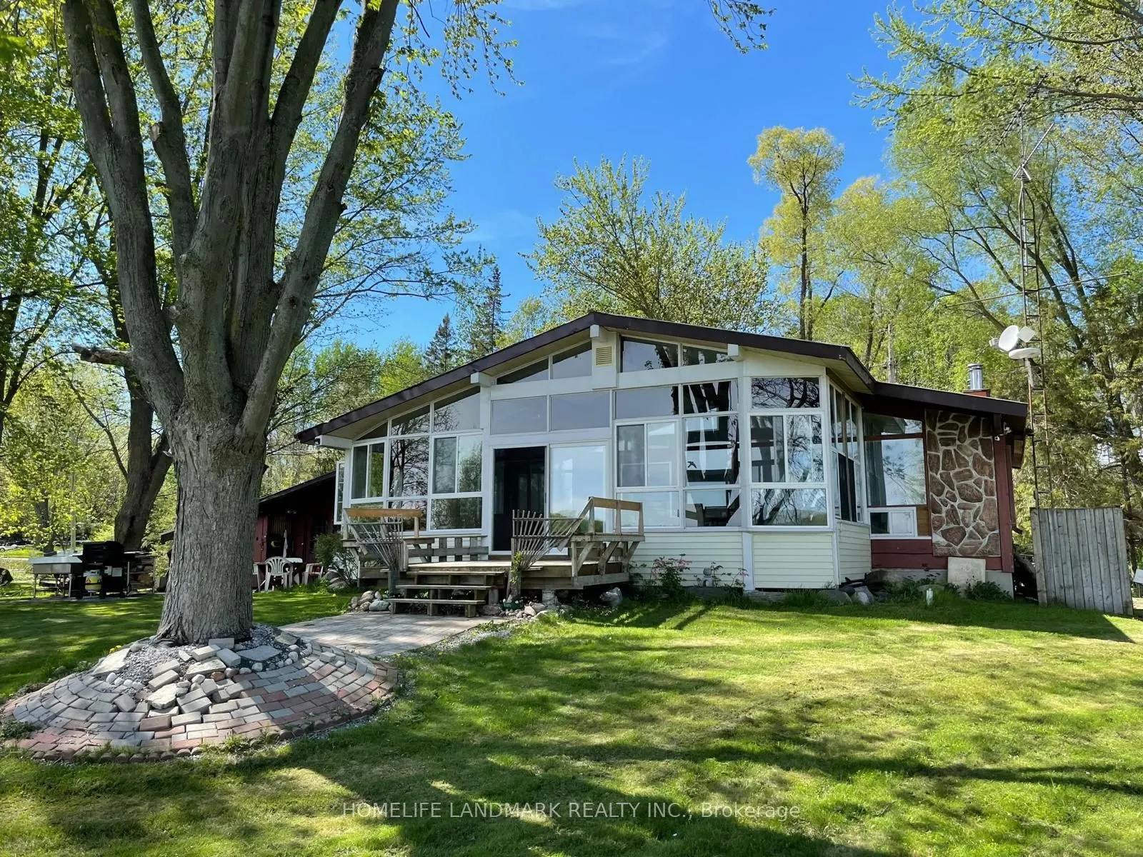 1115 Island View Drive
