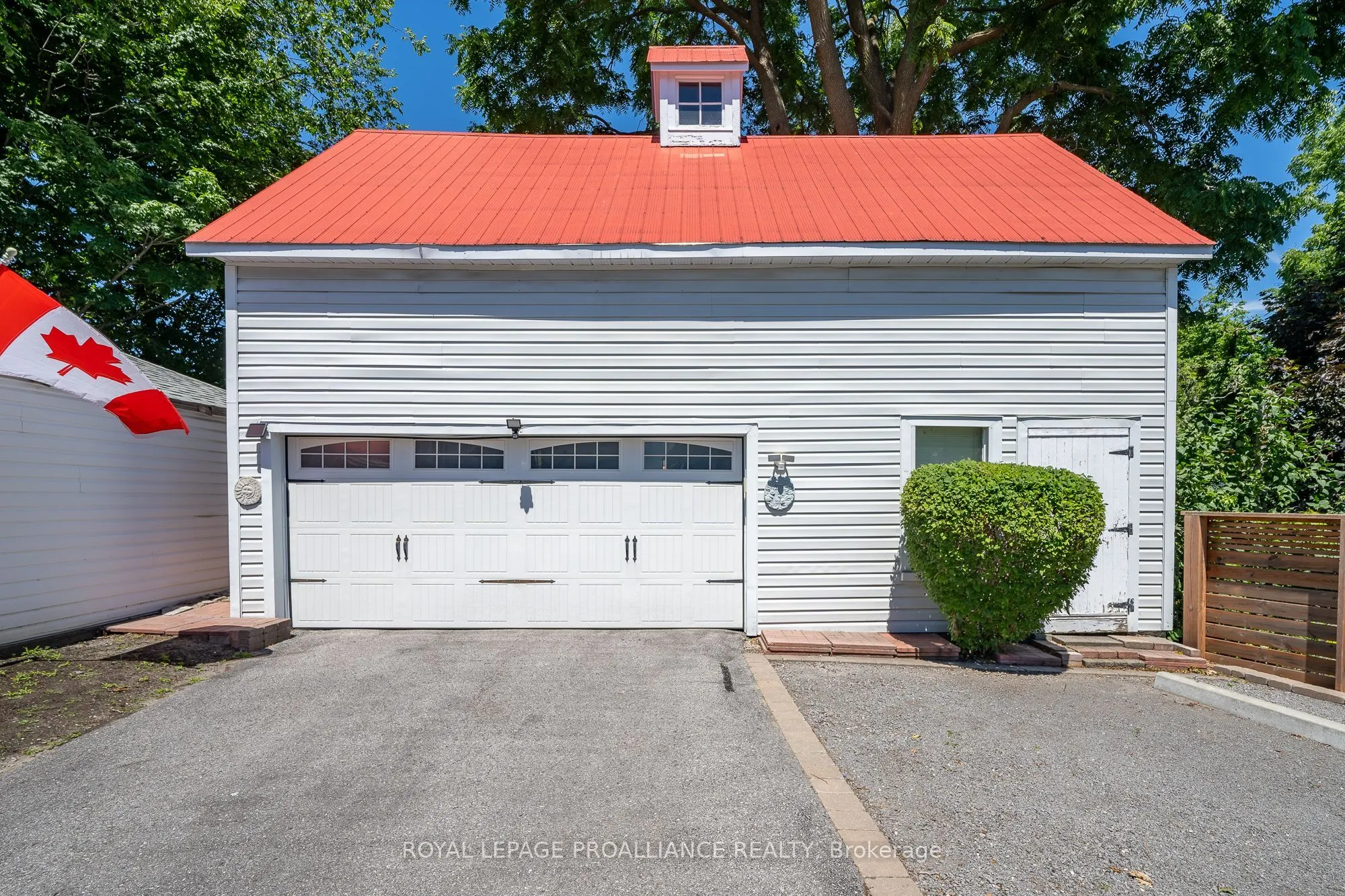 41 King Street