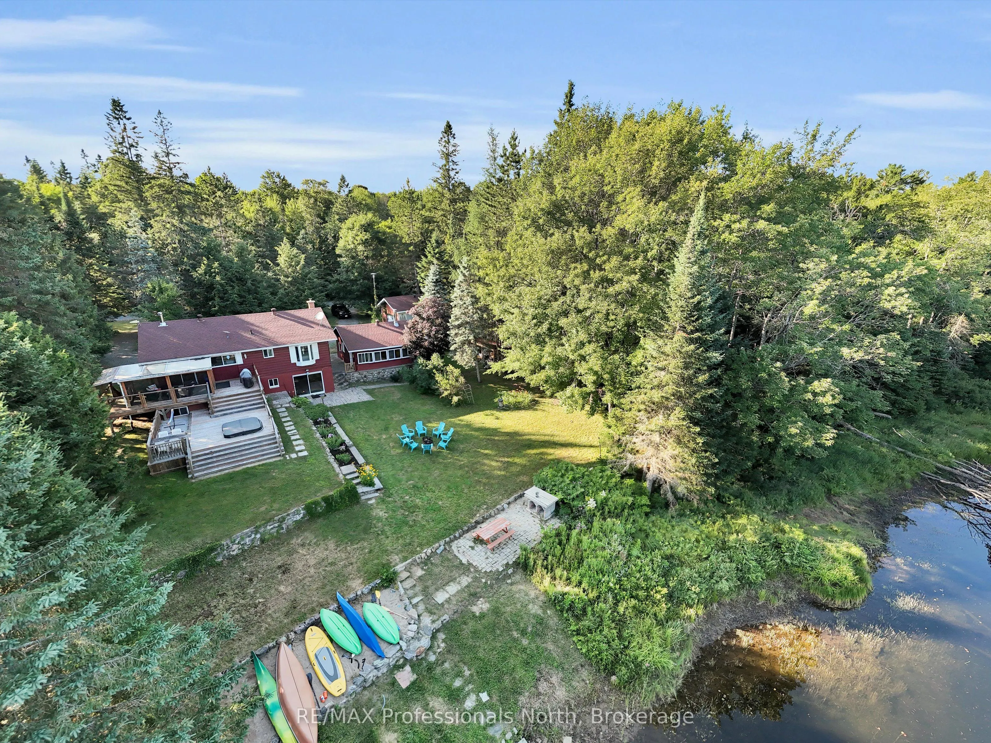 1375 Sherwood Forest Drive