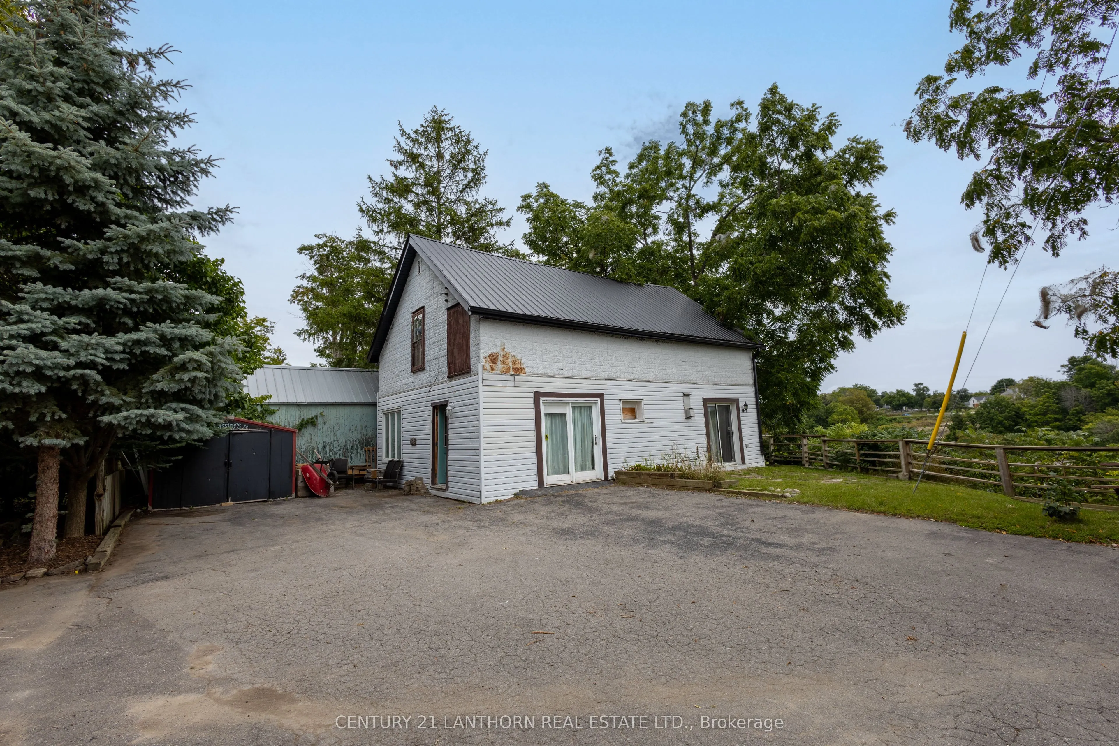 344 Picton Main Street