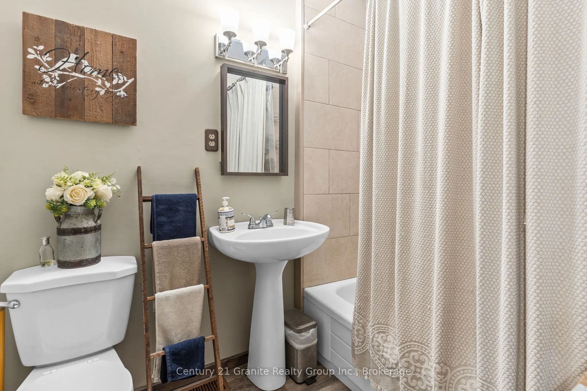 1037 Kernohan Farm Trail
