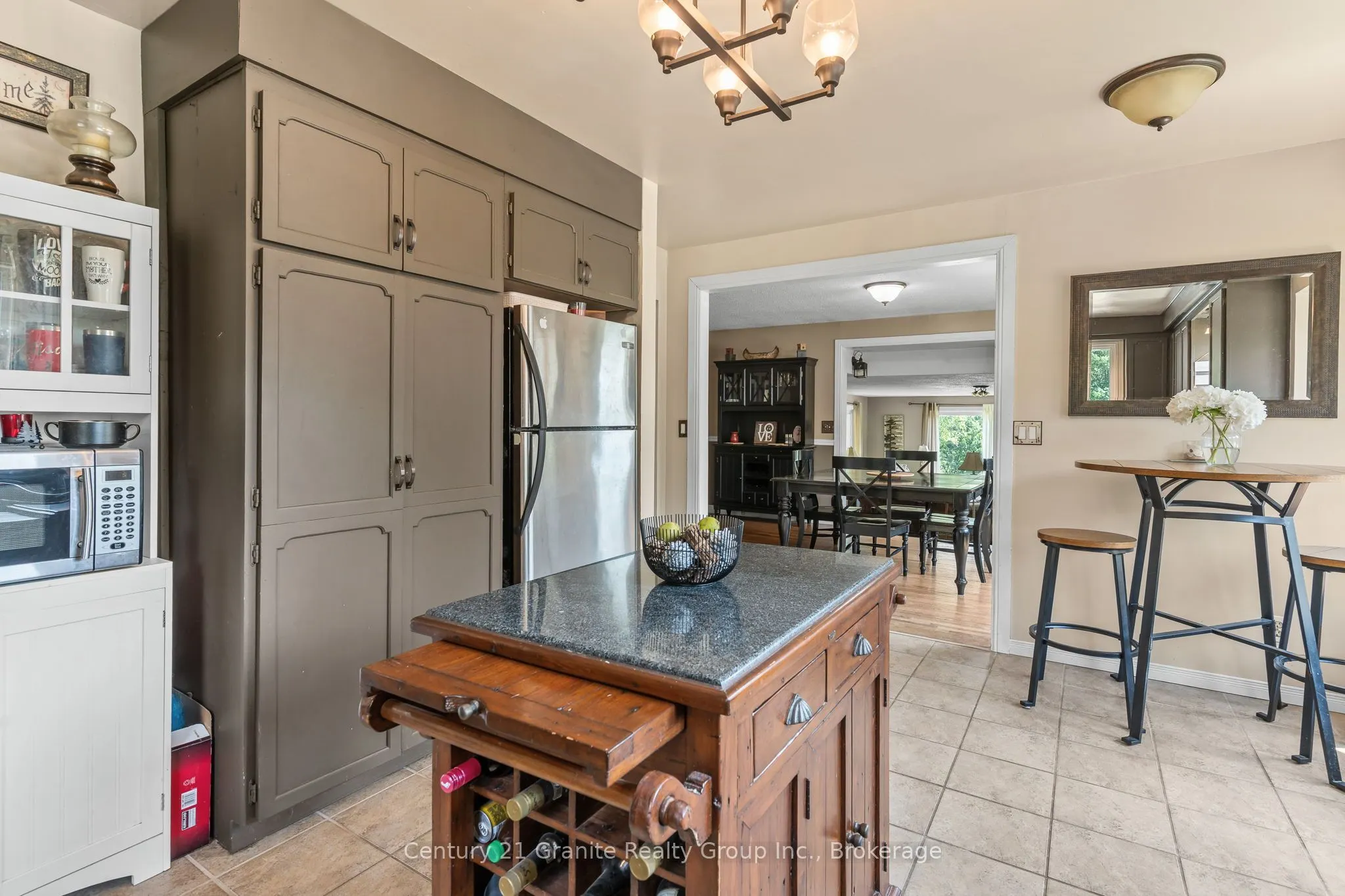 1037 Kernohan Farm Trail